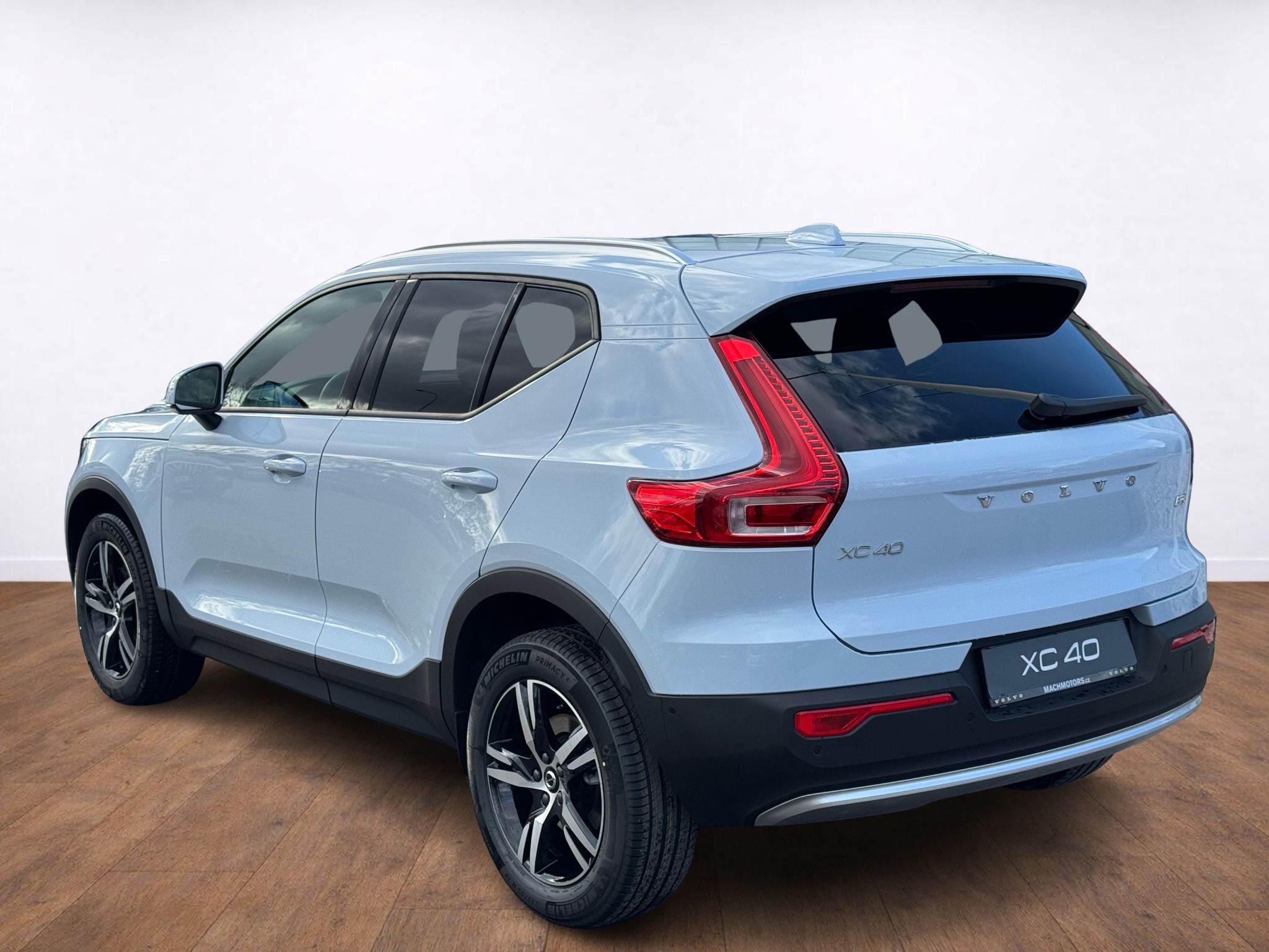 Volvo XC40, CORE B3, 360°, FULL LED - fotka 3