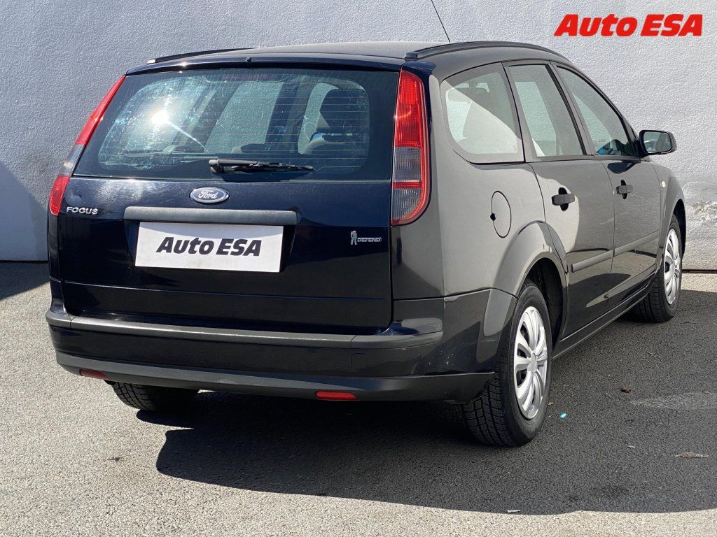 Ford Focus, 1.6i,AC - fotka 4