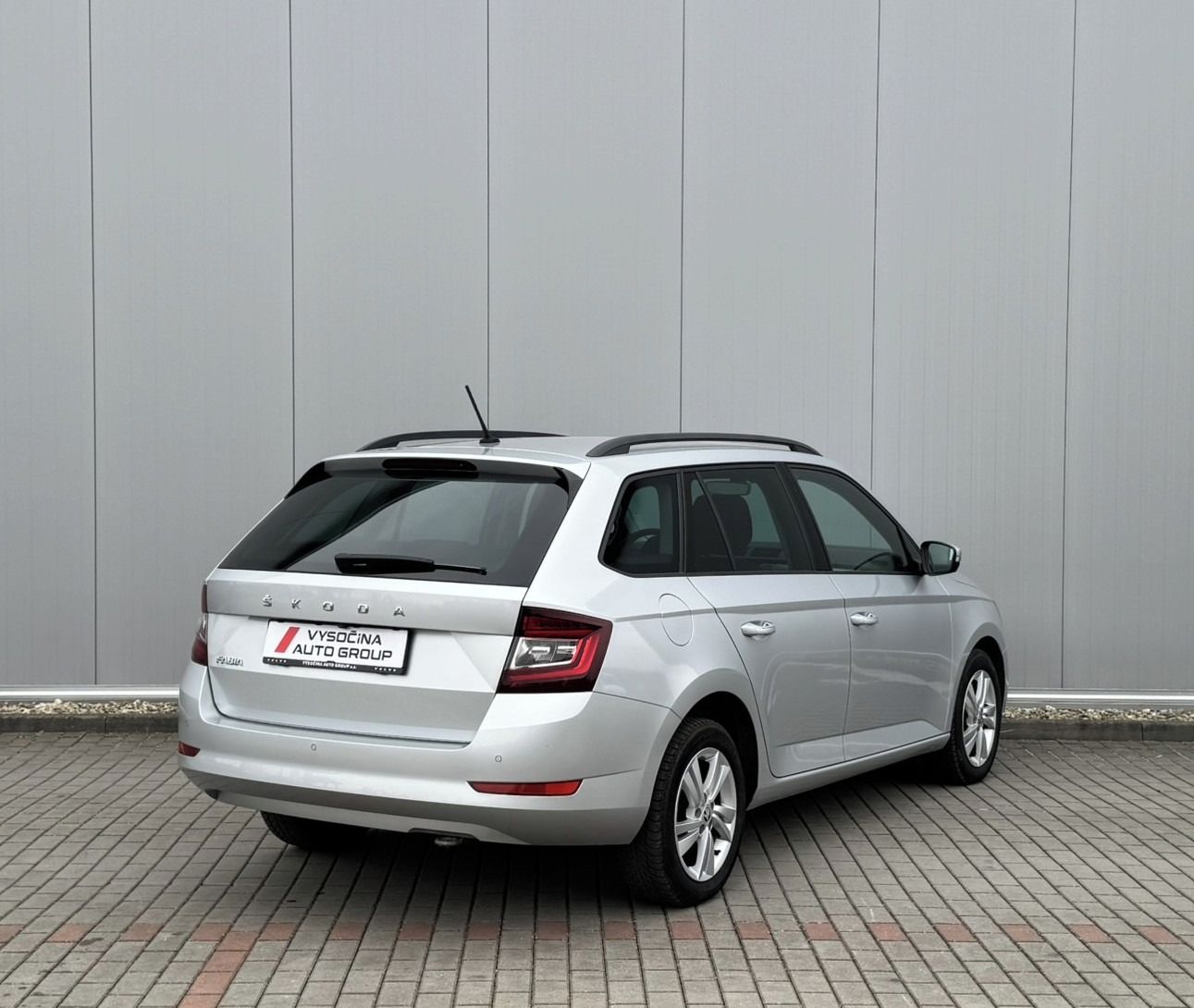 Škoda Fabia, 1.0 81kW 6Q Style+ACC,LED, TOP - fotka 4