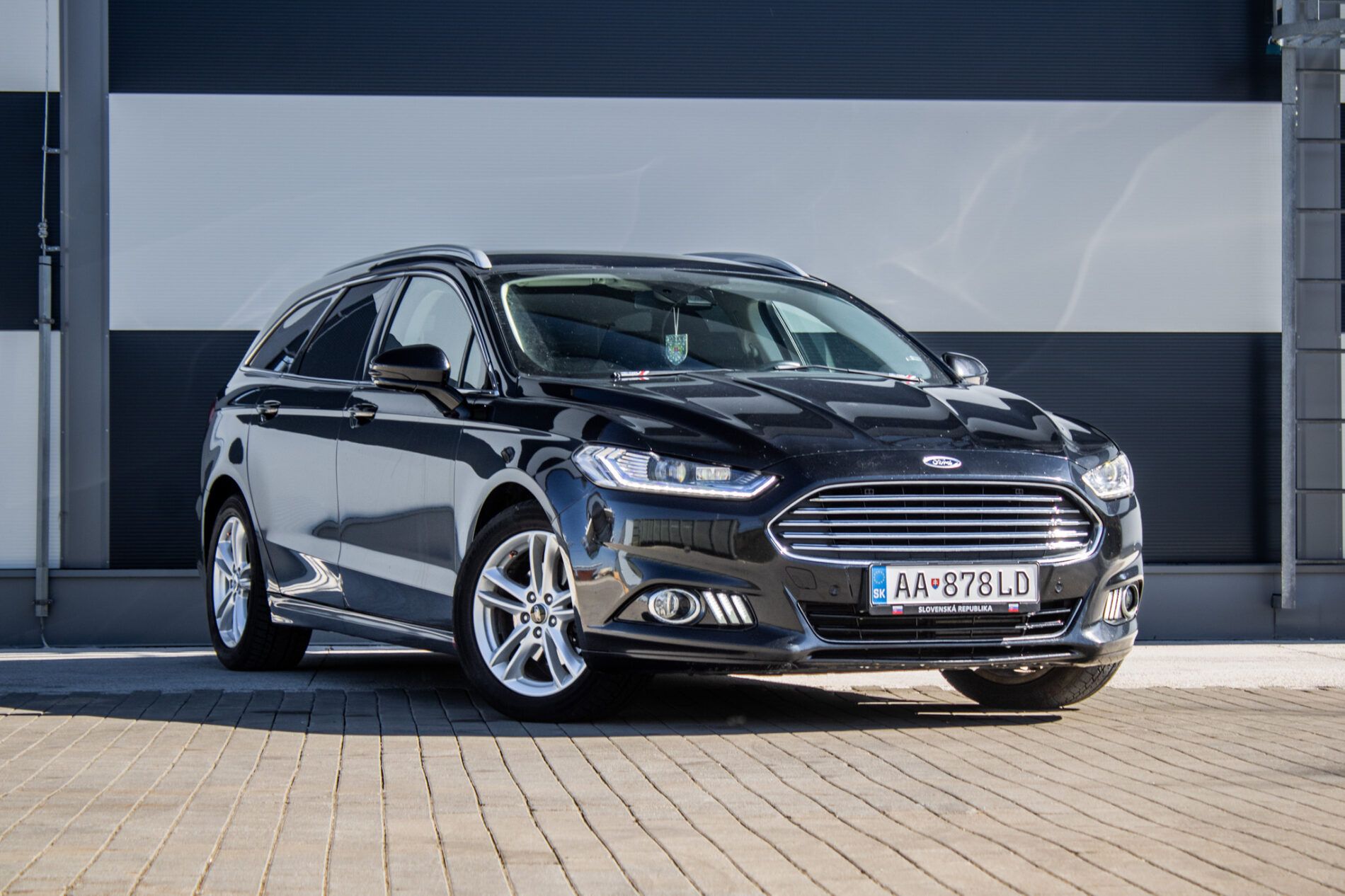 Ford Mondeo - fotka 3