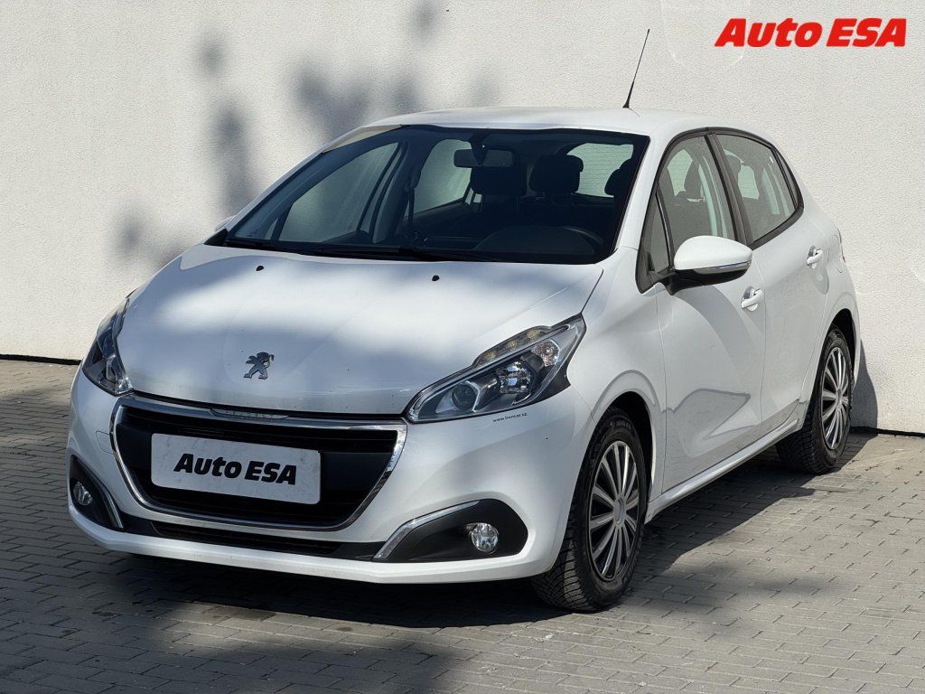 Peugeot 208, 1.2 PT,ČR,Active - fotka 3