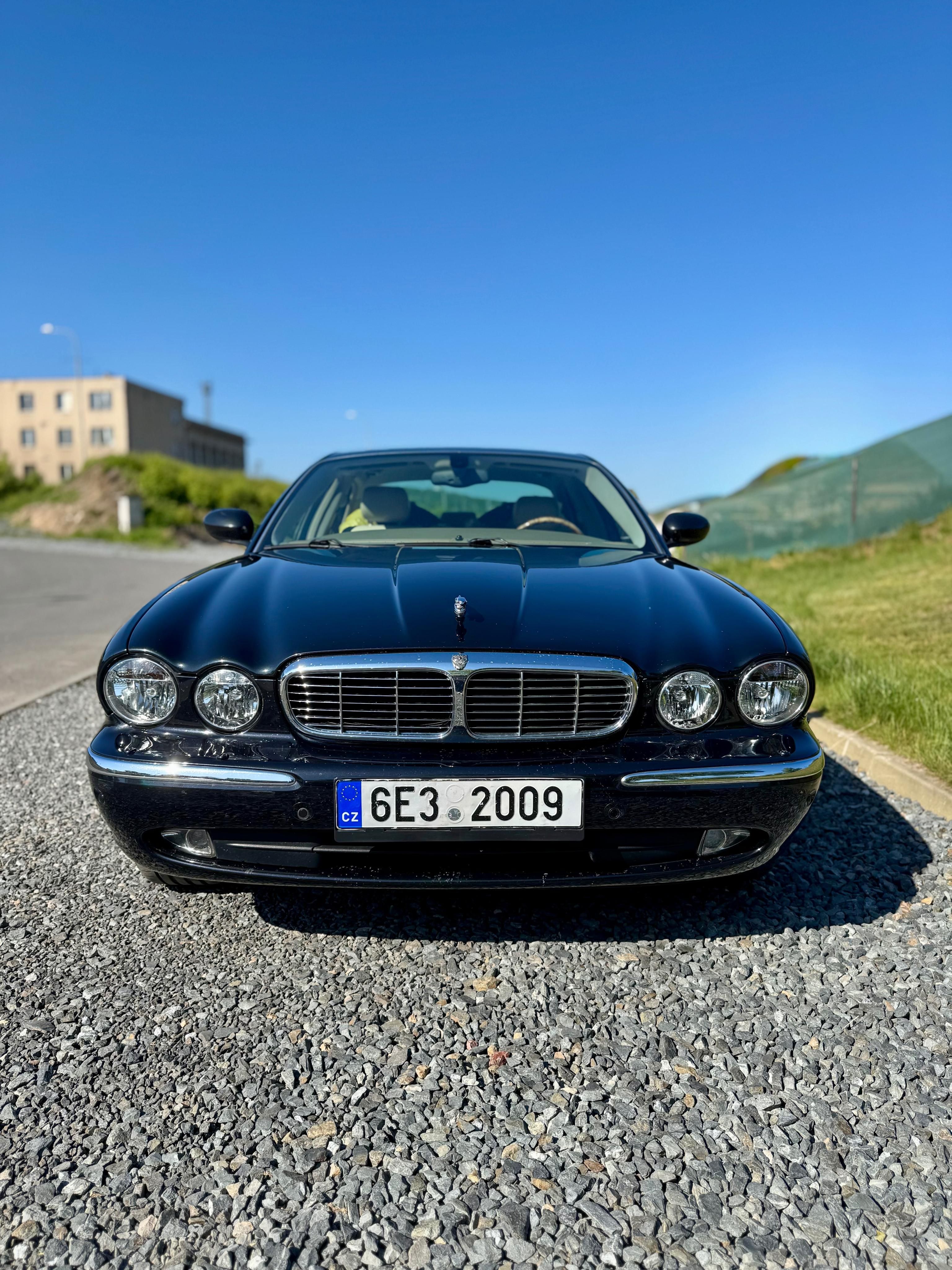 Jaguar XJ, XJ350 3,5l V8 - fotka 2