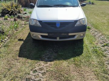Dacia Logan 1, 4