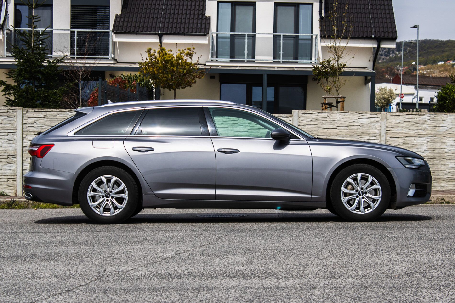 Audi A6 Avant - fotka 4