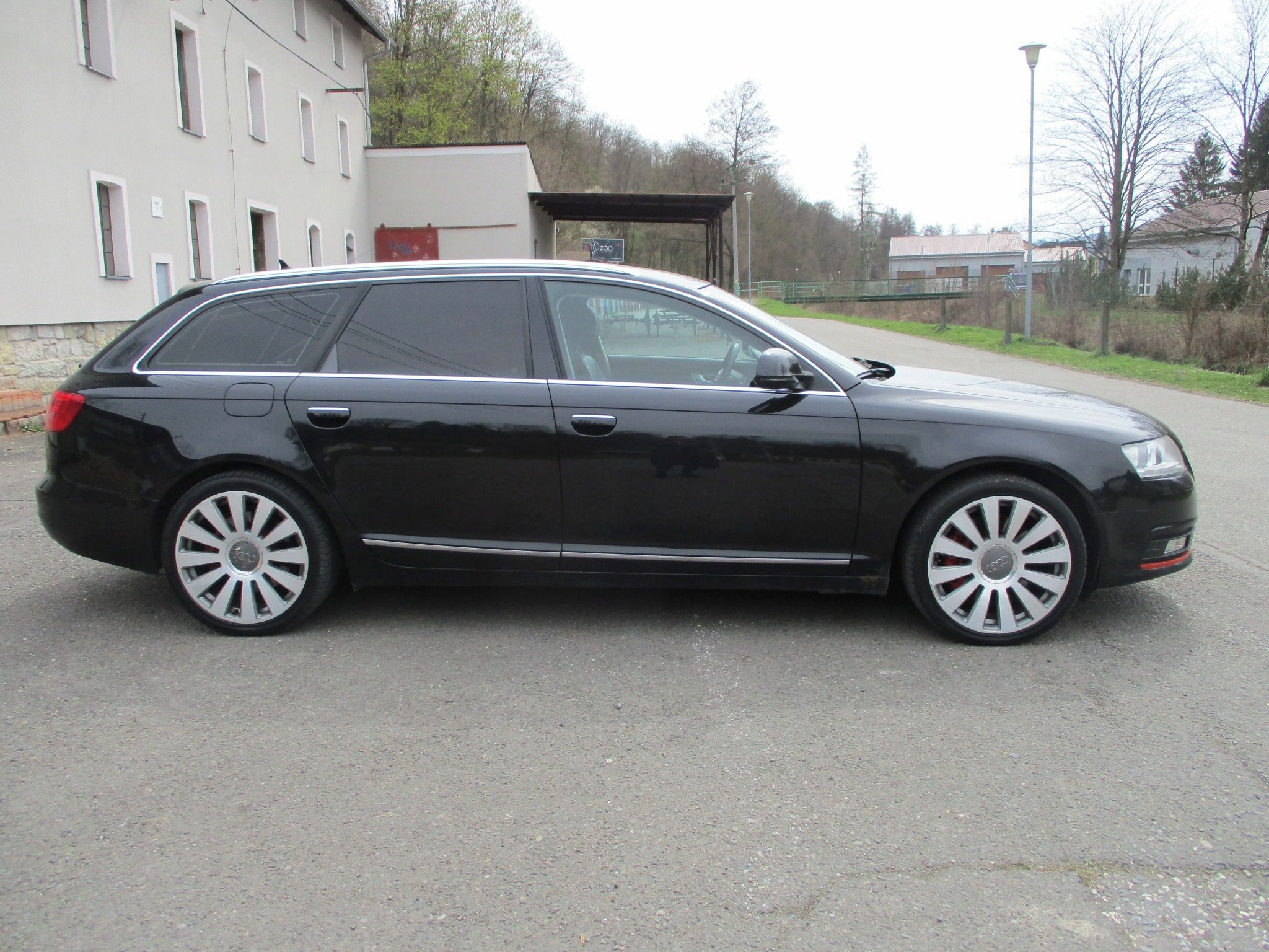 Audi A6, 3.0 TDi - 4x4, tažné zařízení - fotka 6