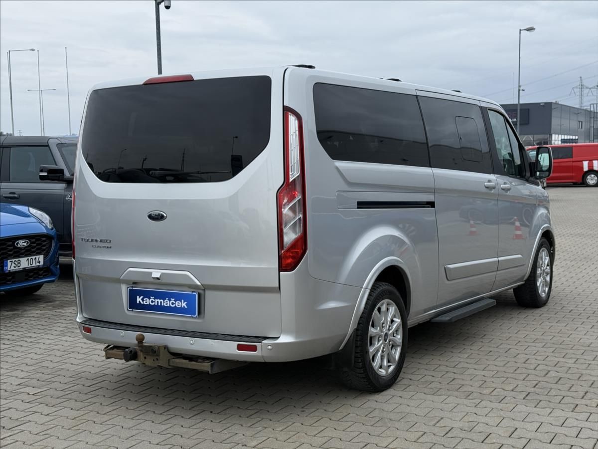Ford Tourneo Custom, 2,0 EcoBlue 136kW Titanium Aut - fotka 5