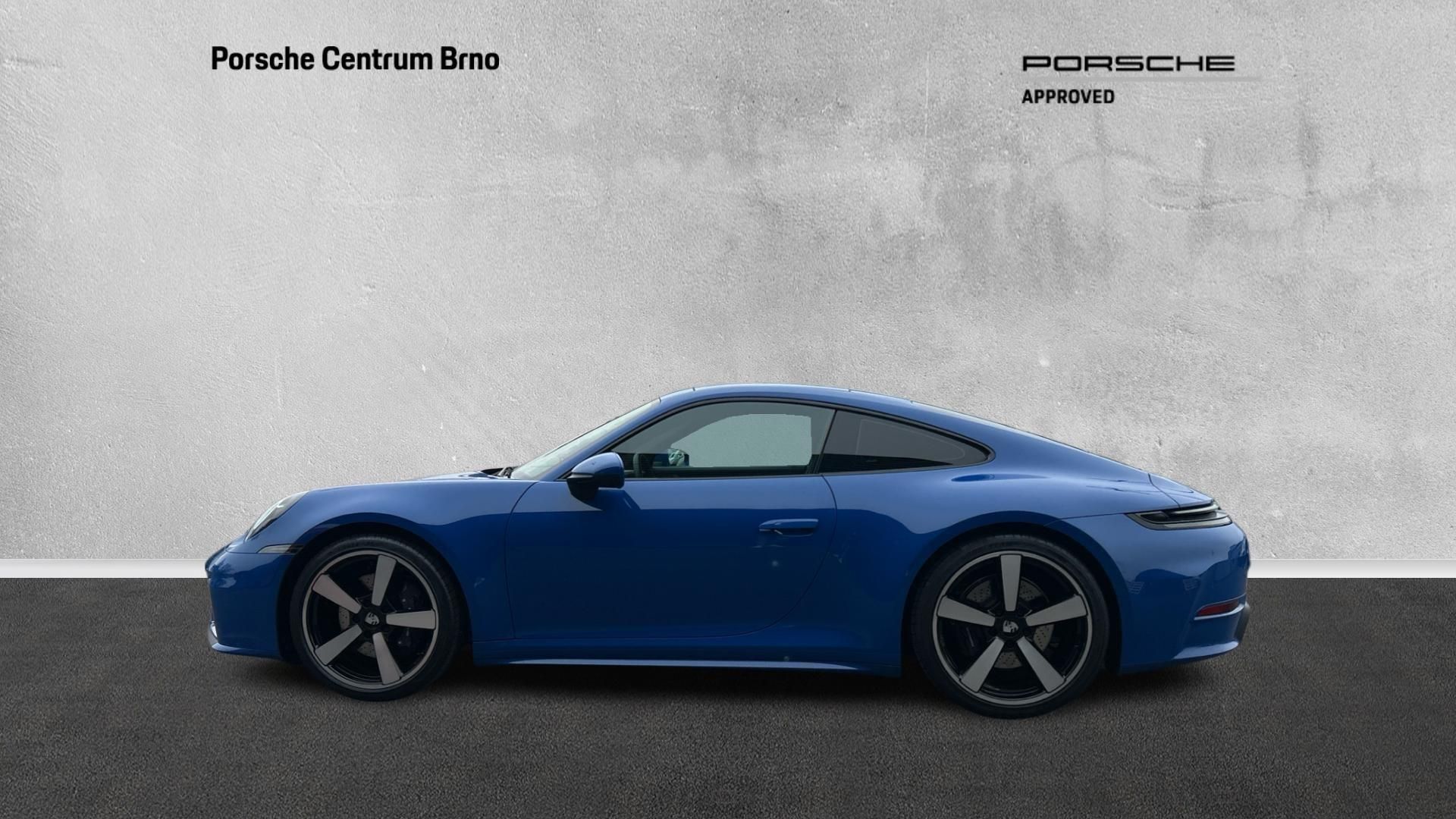 Porsche 911, Carrera - fotka 3