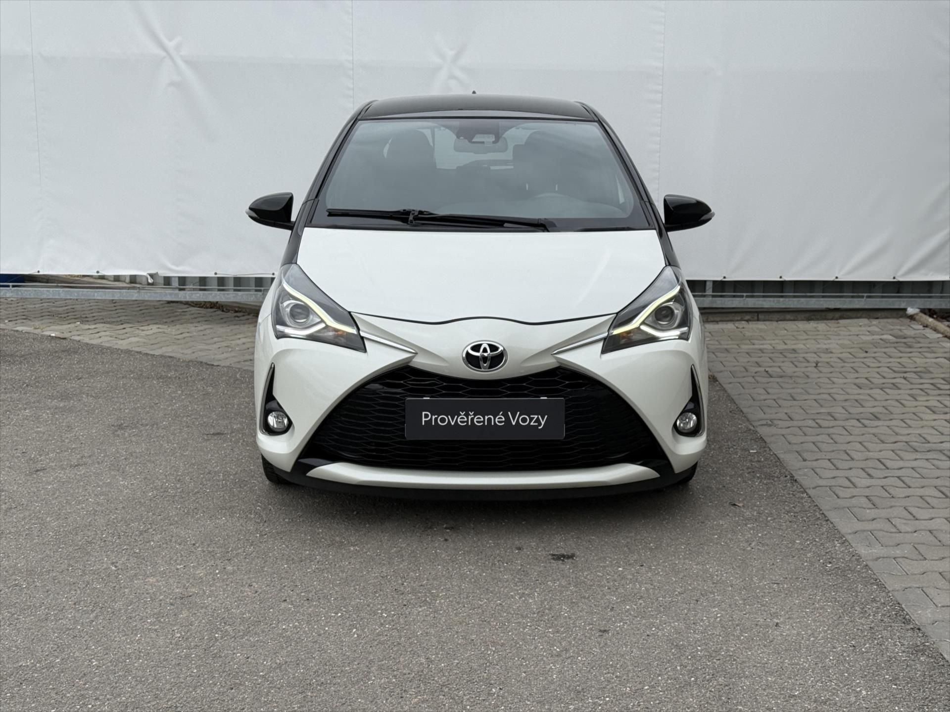 Toyota Yaris, 1,5 Selection Smart - fotka 2