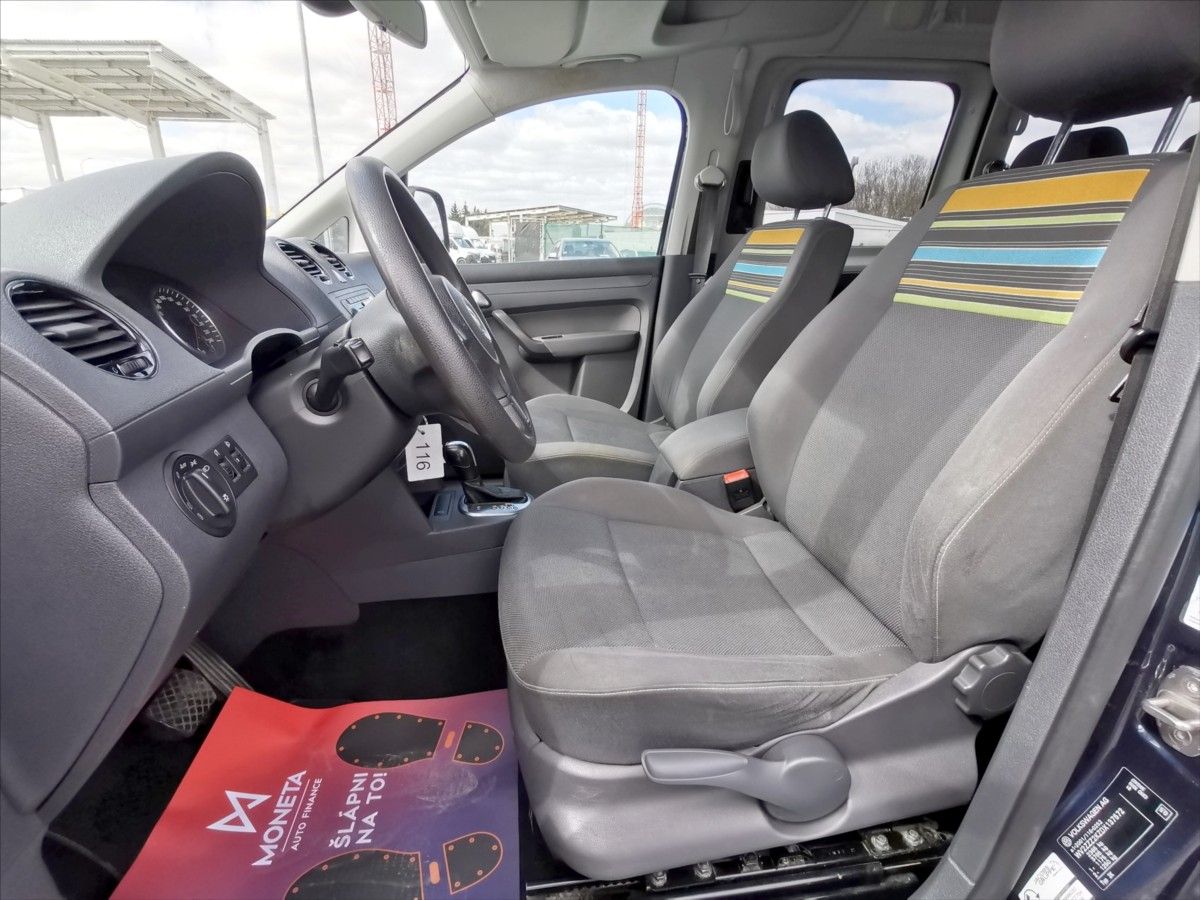 Volkswagen Caddy, 1.6TDI DSG/MAXI/ 7míst/klima - fotka 5