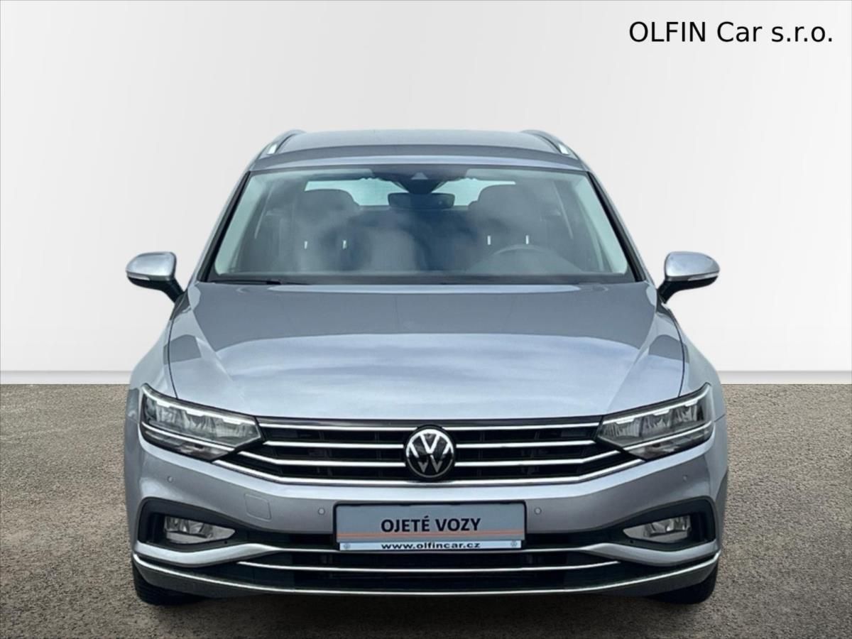 Volkswagen Passat Variant, 2,0 TDi 110 kW 7DSG ELEGANCE - fotka 4