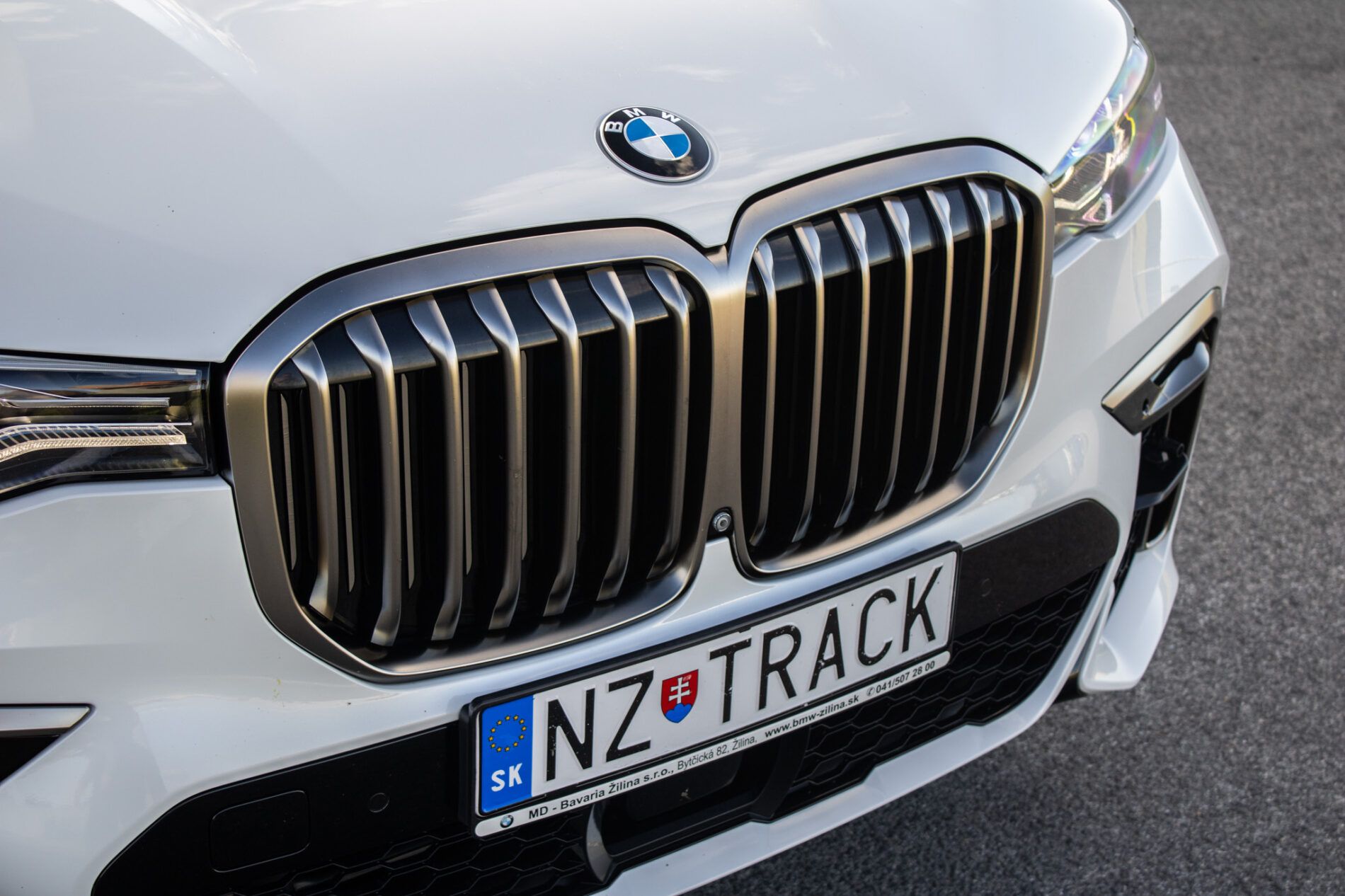 BMW X7 - fotka 4
