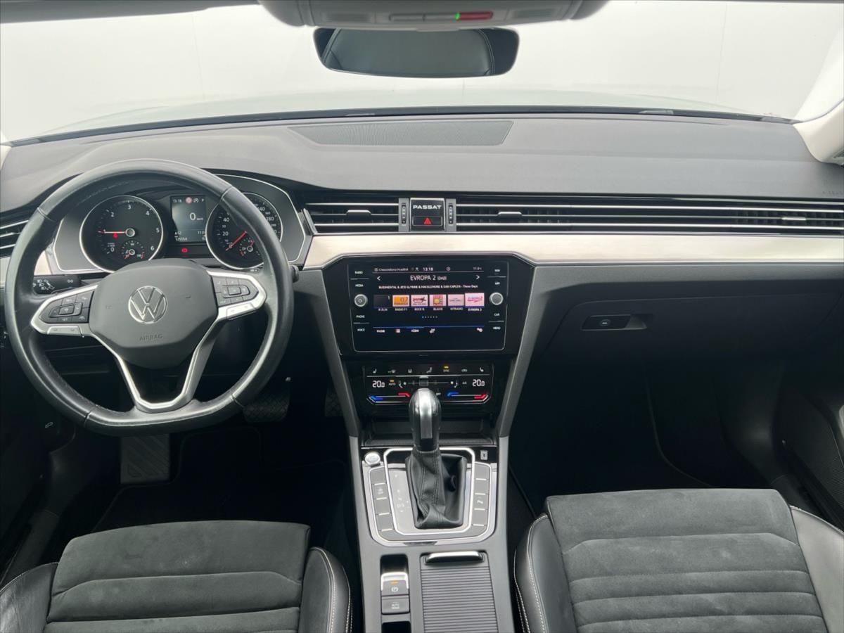 Volkswagen Passat Variant, 2,0 TDi 110 kW 7DSG ELEGANCE - fotka 5
