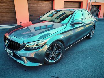 2.2 D 143 KW 1. MAJ CZ