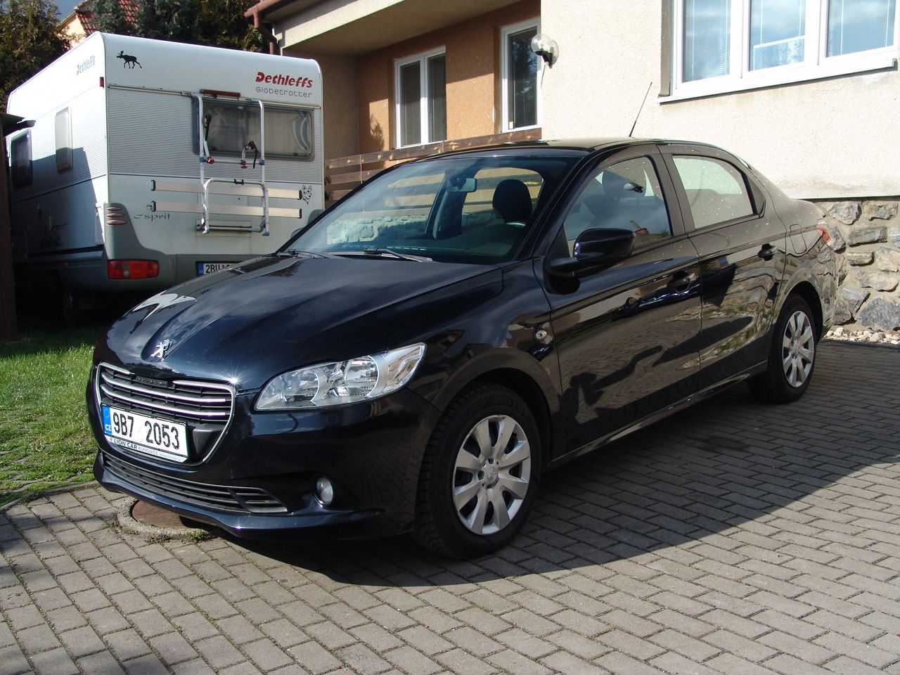 Peugeot 301, 1.2 VVT 53KW ČR - fotka 2