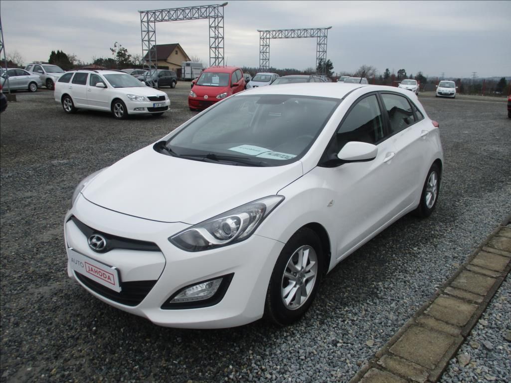 Hyundai i30, 1,6 i 16v, klima, servis, CZ, - fotka 3
