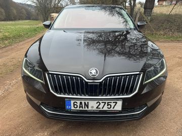 Prodám Škodu Superb III, 2.0 T