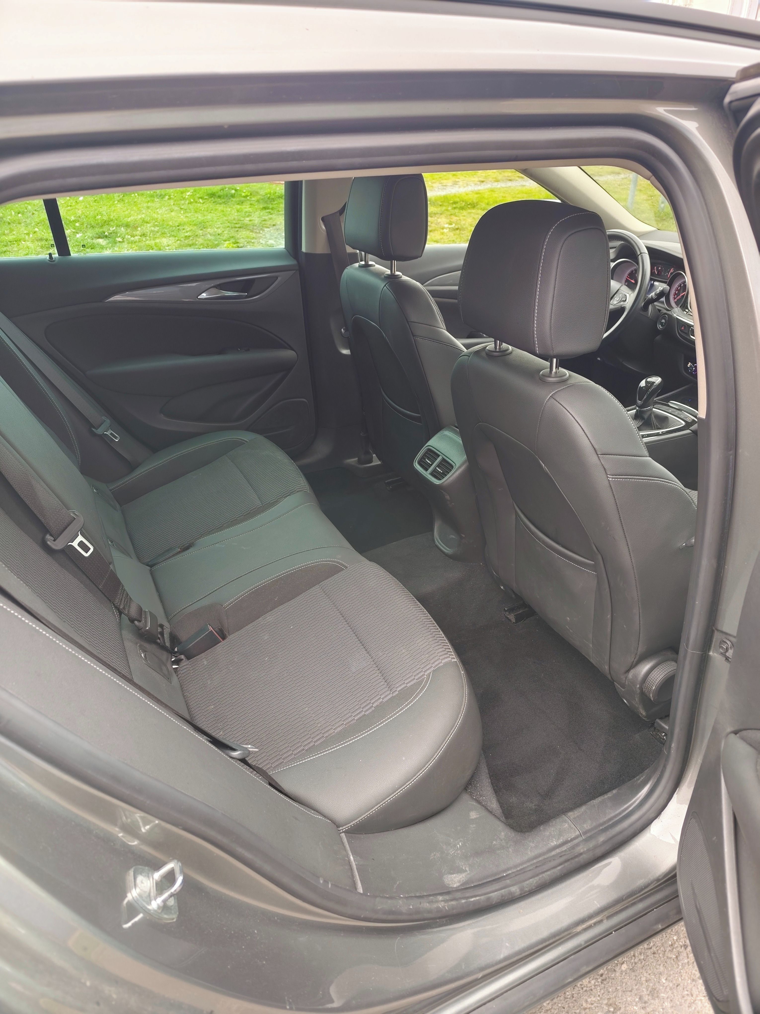 Opel Insignia, 2.0 CDTi, NOVÁ SPOJKA,NOVÁ STK - fotka 4