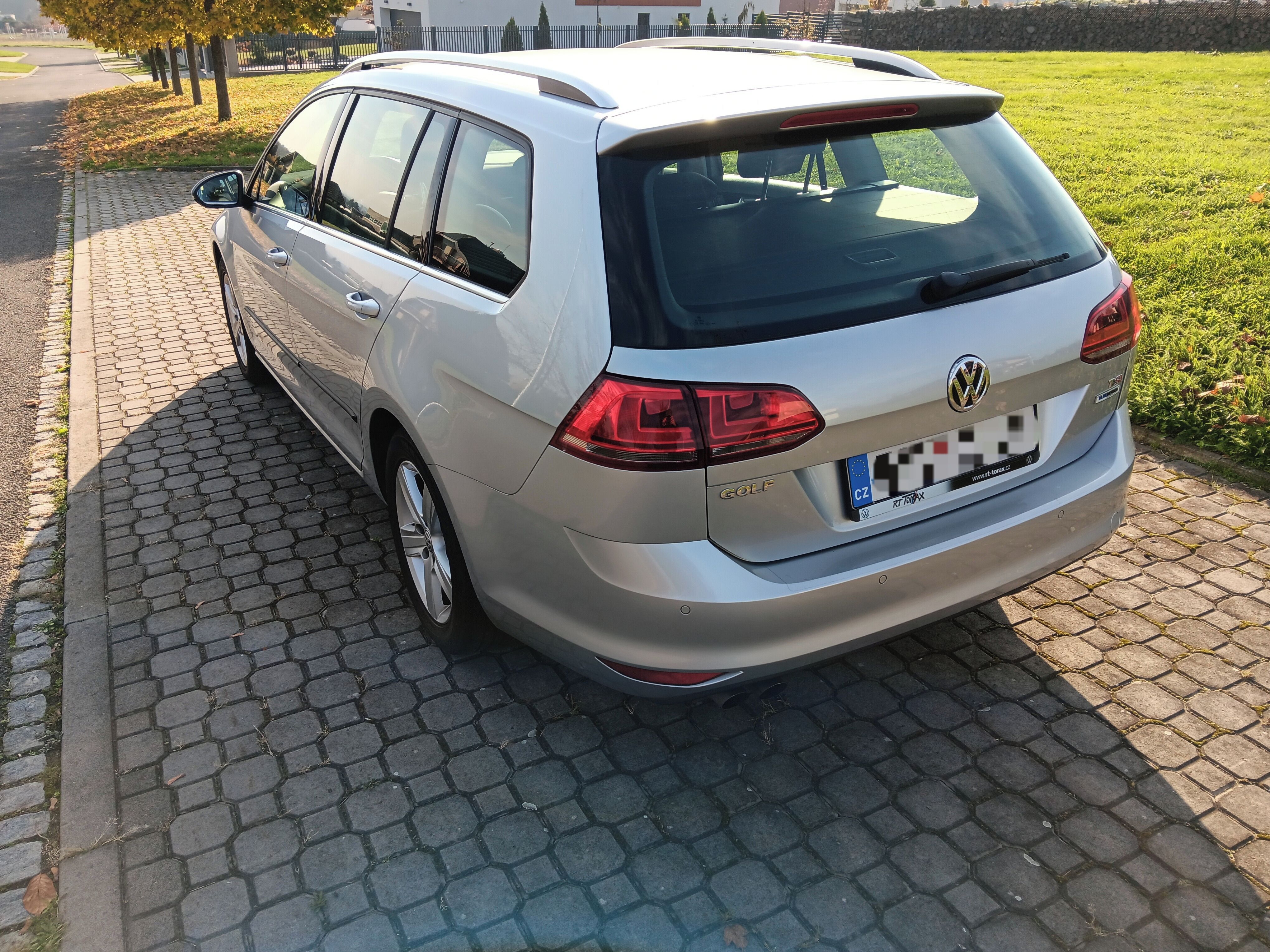 Volkswagen Golf Variant, 110kw,Highline,1.majitel - fotka 2