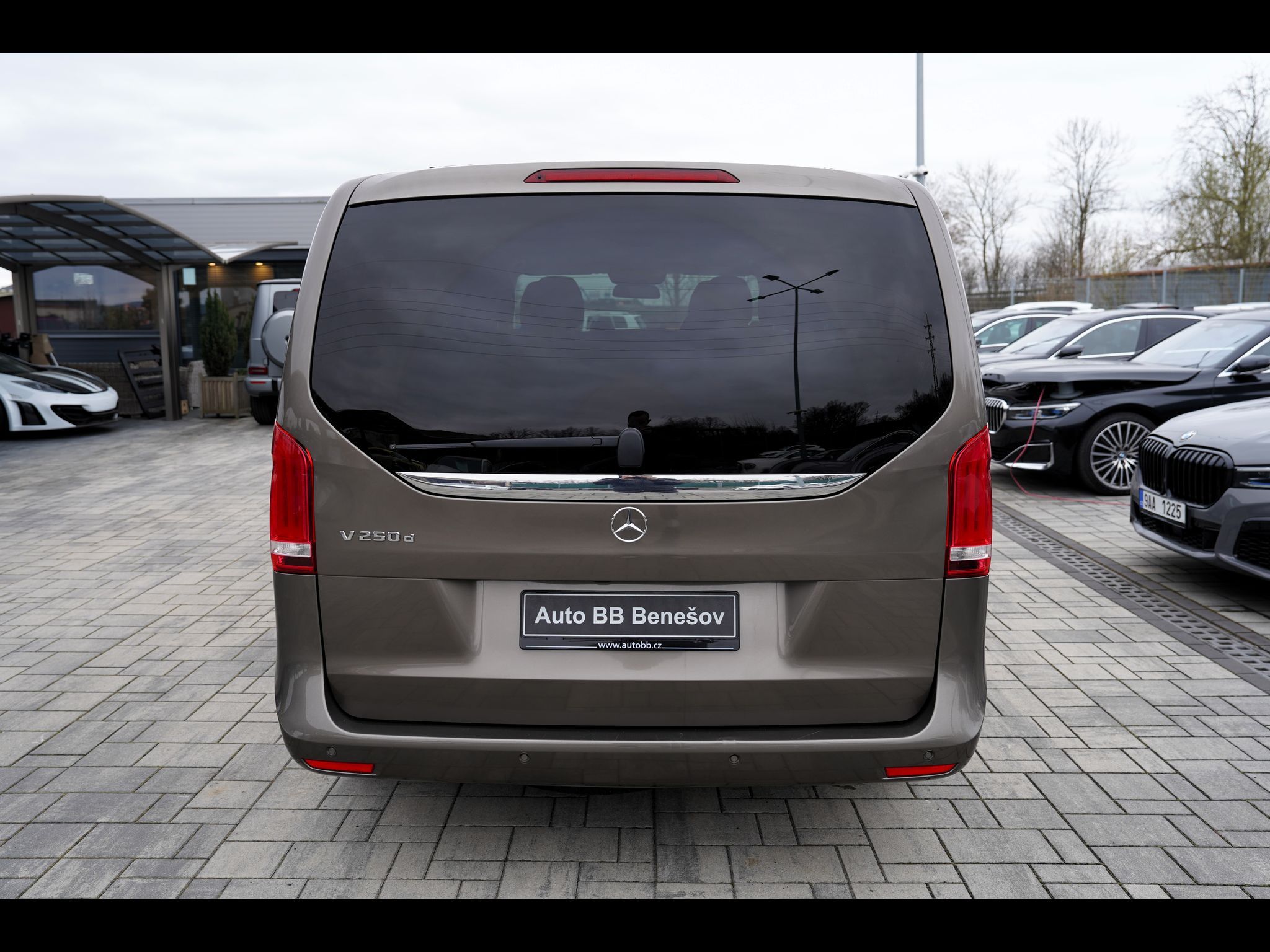 Mercedes-Benz Třídy V, V 250d /Long/kůže/kamera - fotka 5