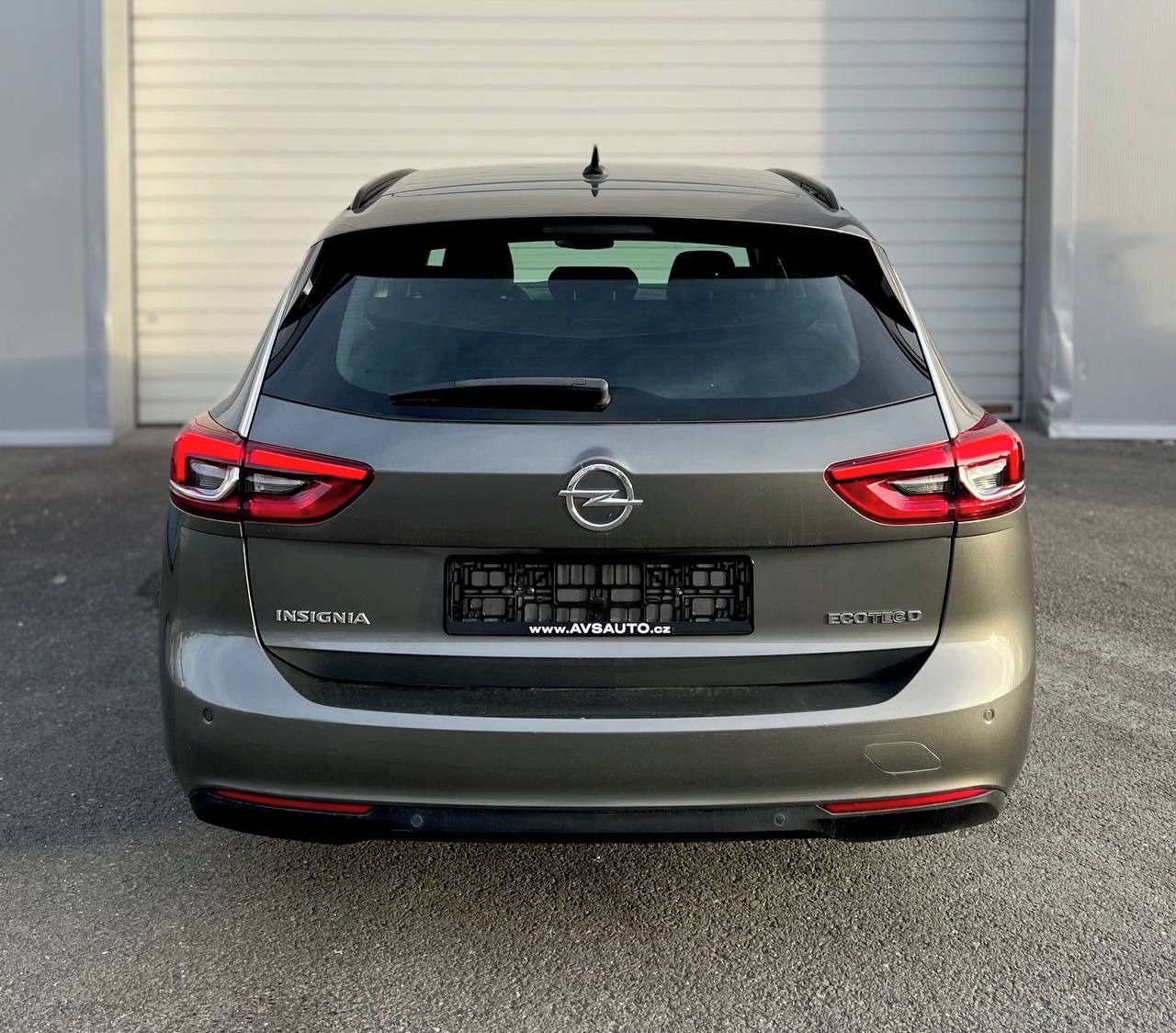 Opel Insignia, OPEL INSIGNIA 81 KW 2018 196TK - fotka 4