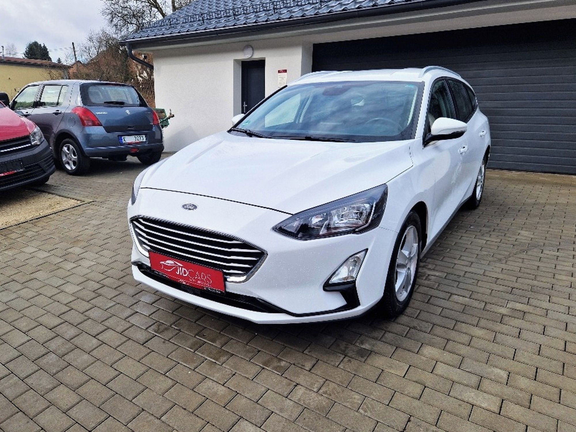 Ford Focus, 1.5 TDCi (88 kW), tažné - fotka 2