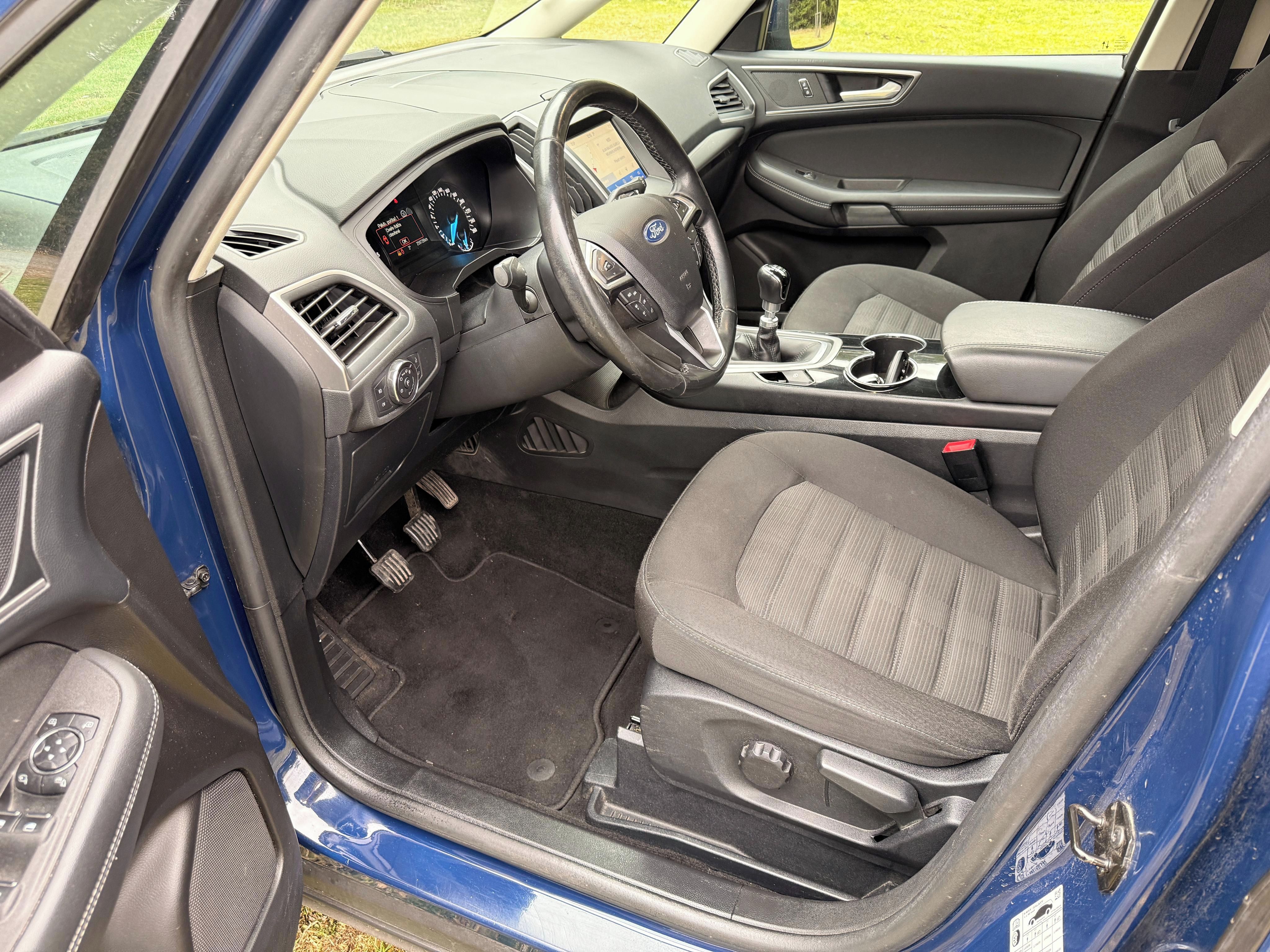 Ford Galaxy, 2,0Ecoblue 7míst TOP stav - fotka 6