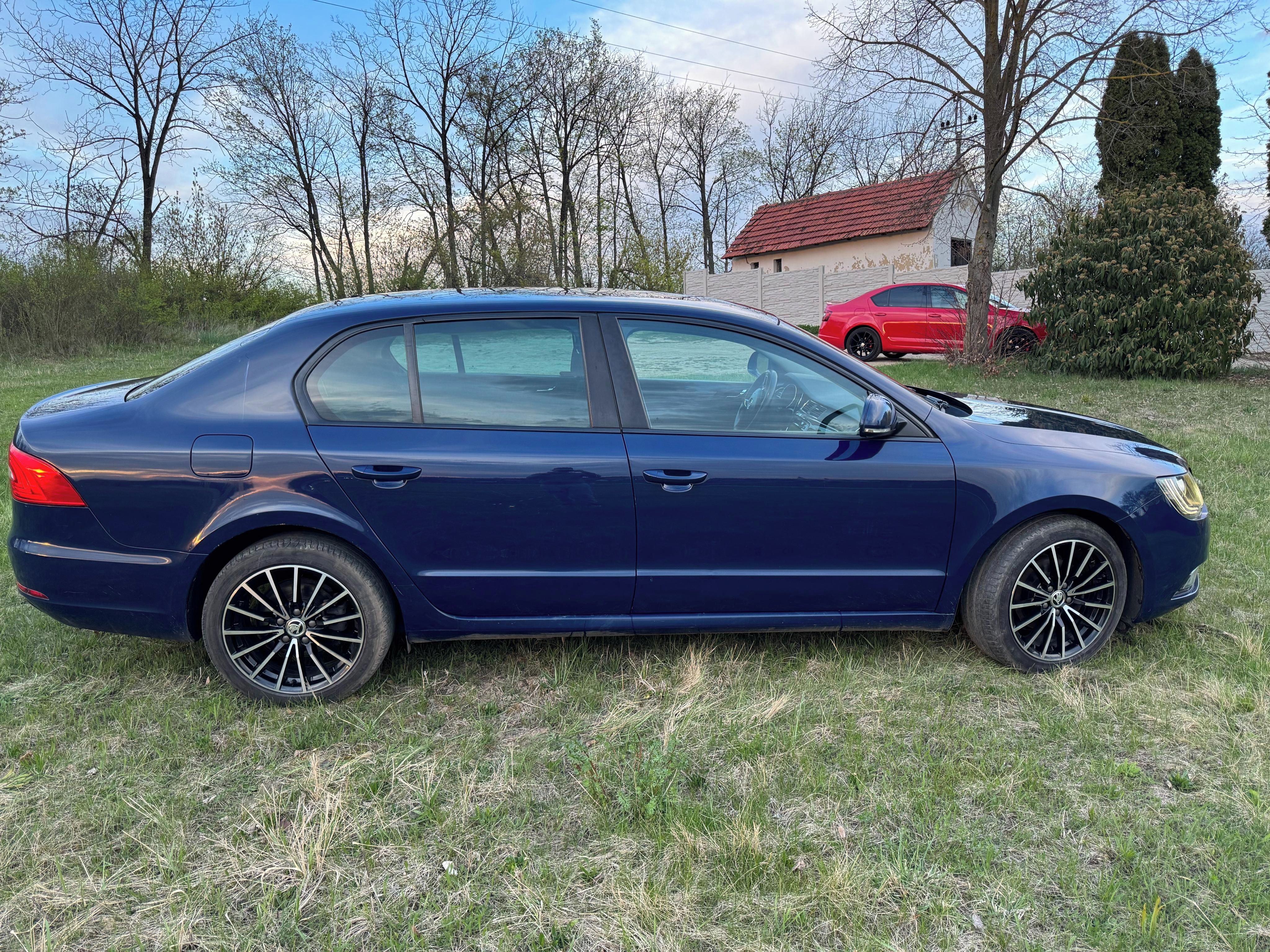 Škoda Superb - fotka 6