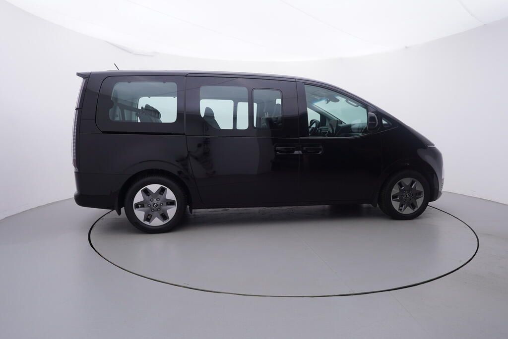 Hyundai Staria, Style Premium 2.2 CR 130 kW - fotka 6