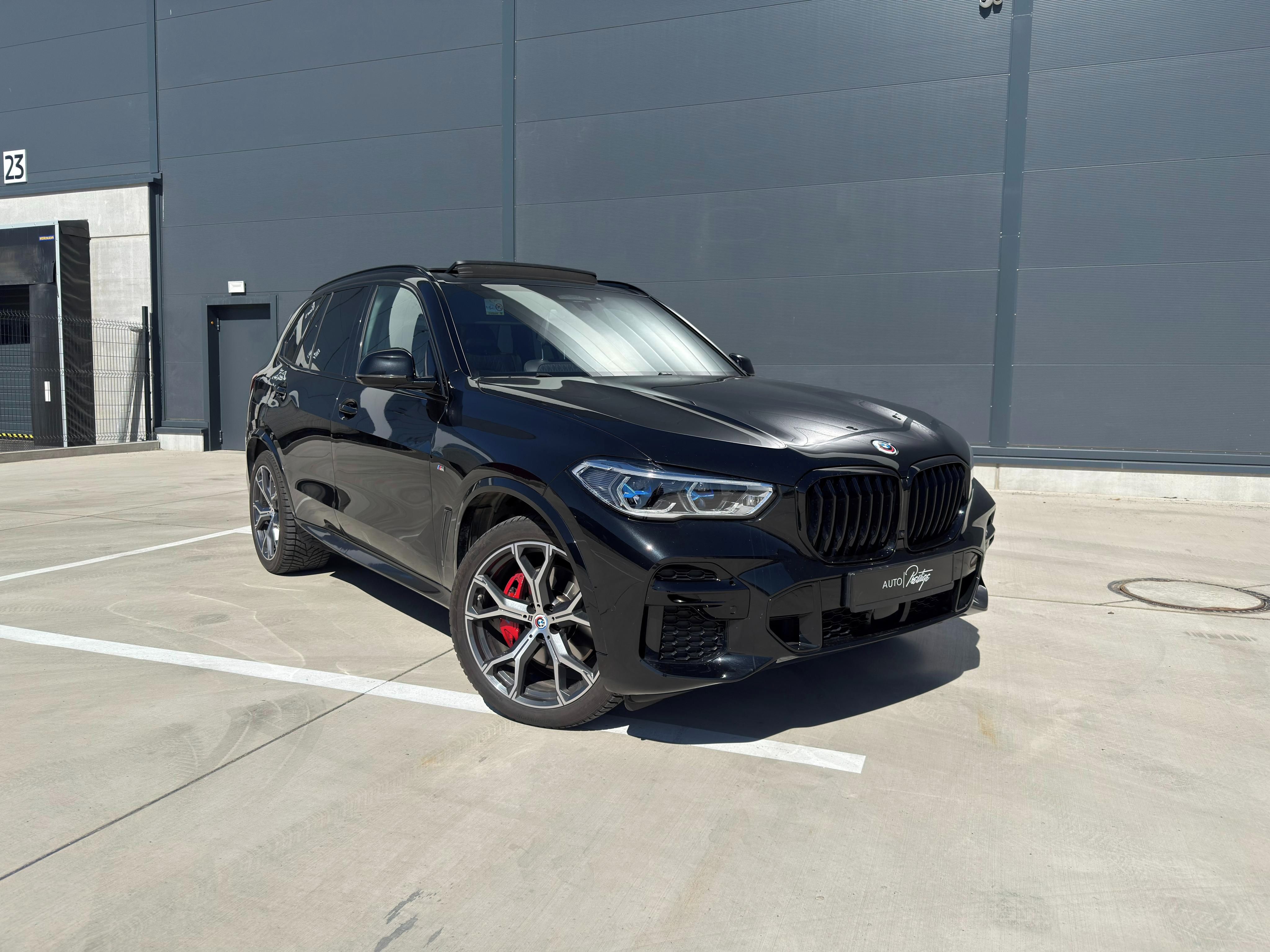 BMW X5, 30d, 1.majitel,pano,individual - fotka 4