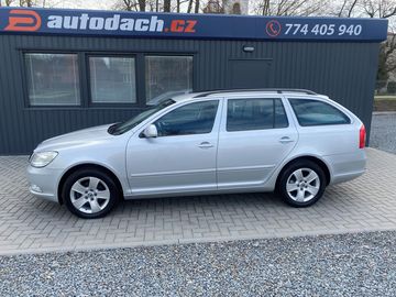 1.4 TSI 90kW -ELEGANCE-PDC-ALU