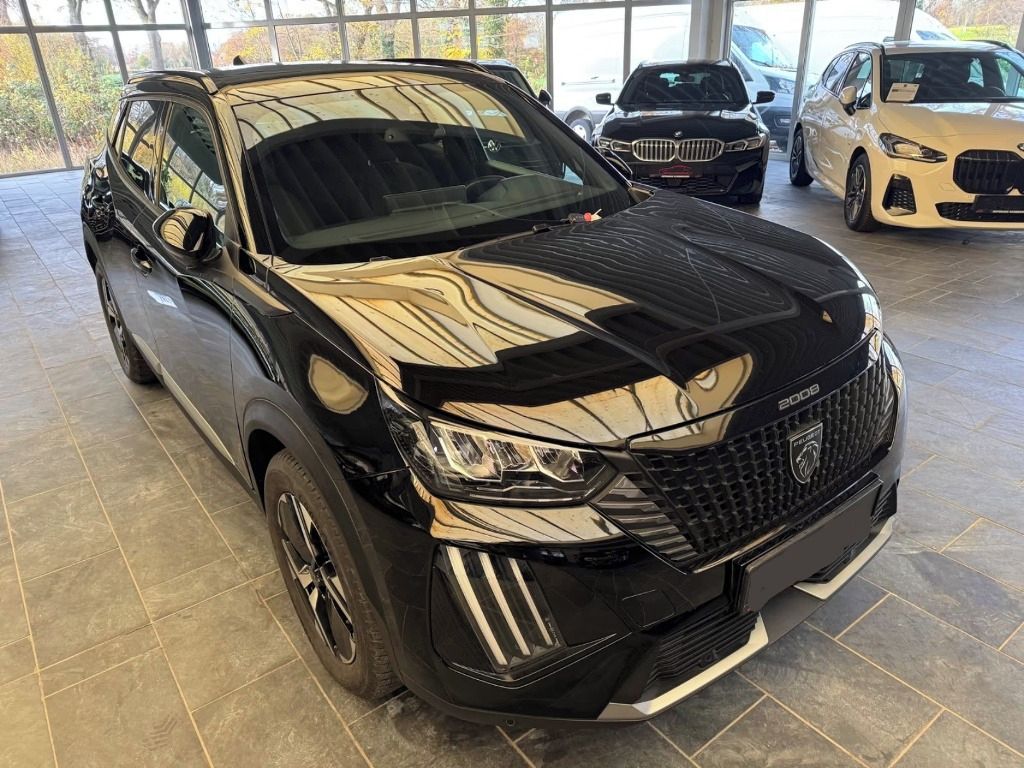 Peugeot 2008, 1.2 Allure*Kamera*Navi*Led* - fotka 3