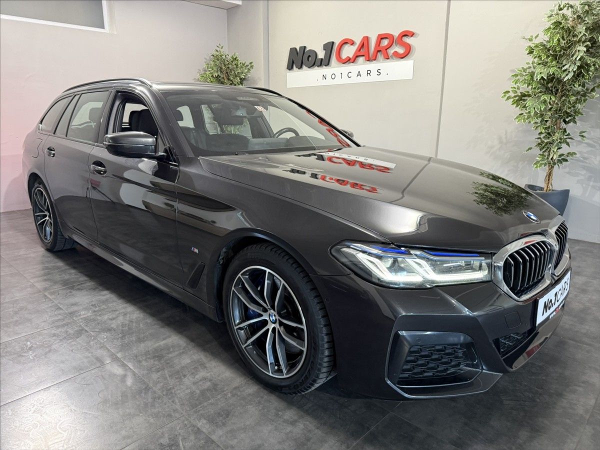 BMW Řada 5, 3,0   530D M-PAKET PANO LASER - fotka 2