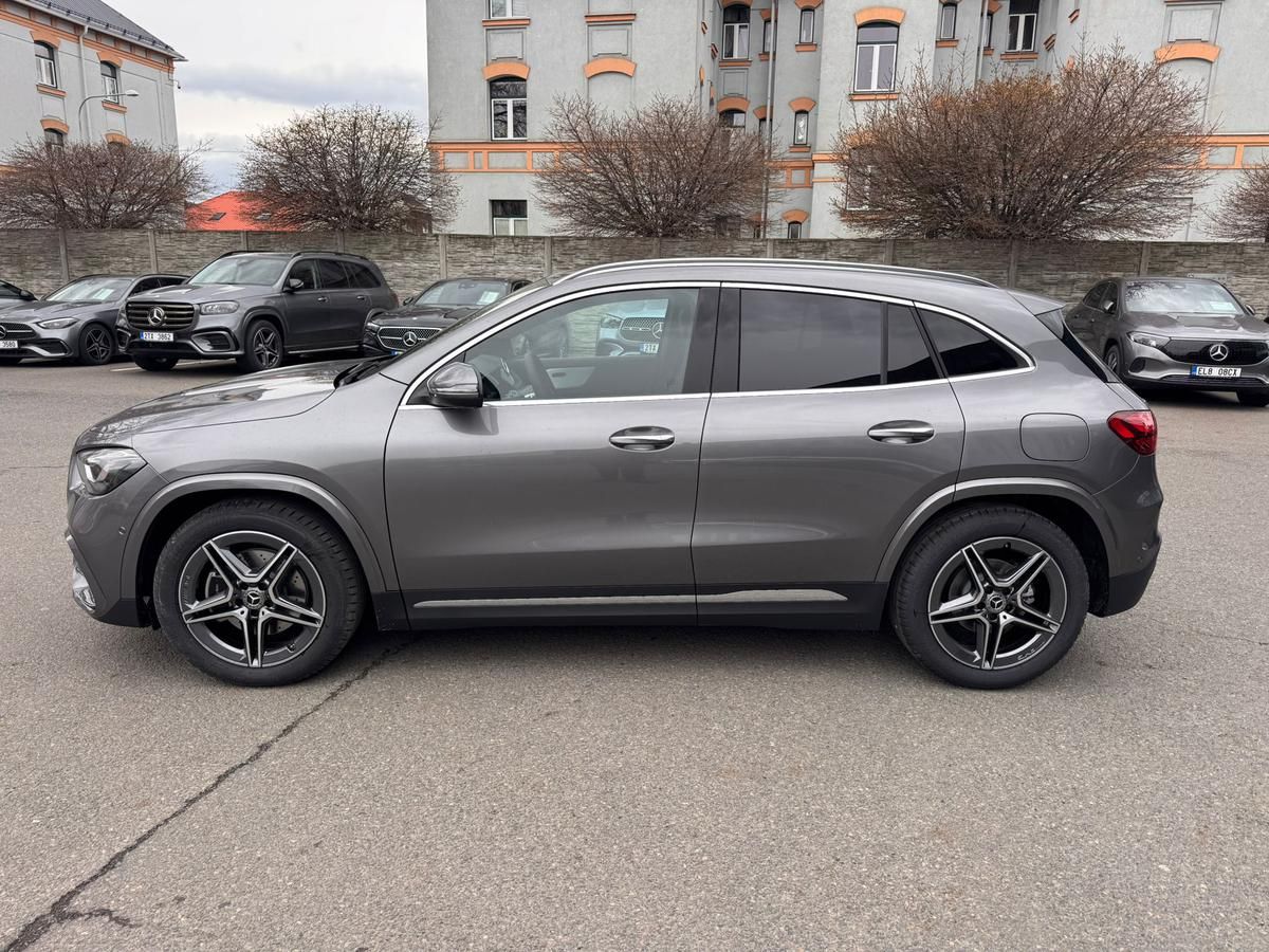 Mercedes-Benz GLA, 200 d 4MATIC - fotka 4