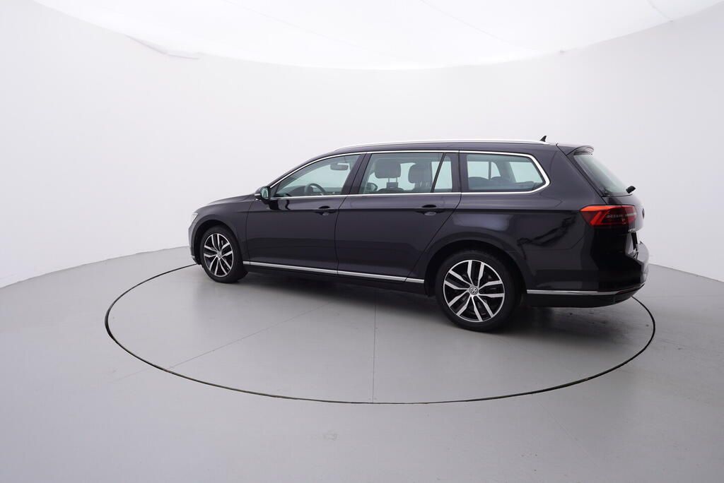 Volkswagen Passat Variant, HIGHLINE 2.0 TDI 110 kW - fotka 3