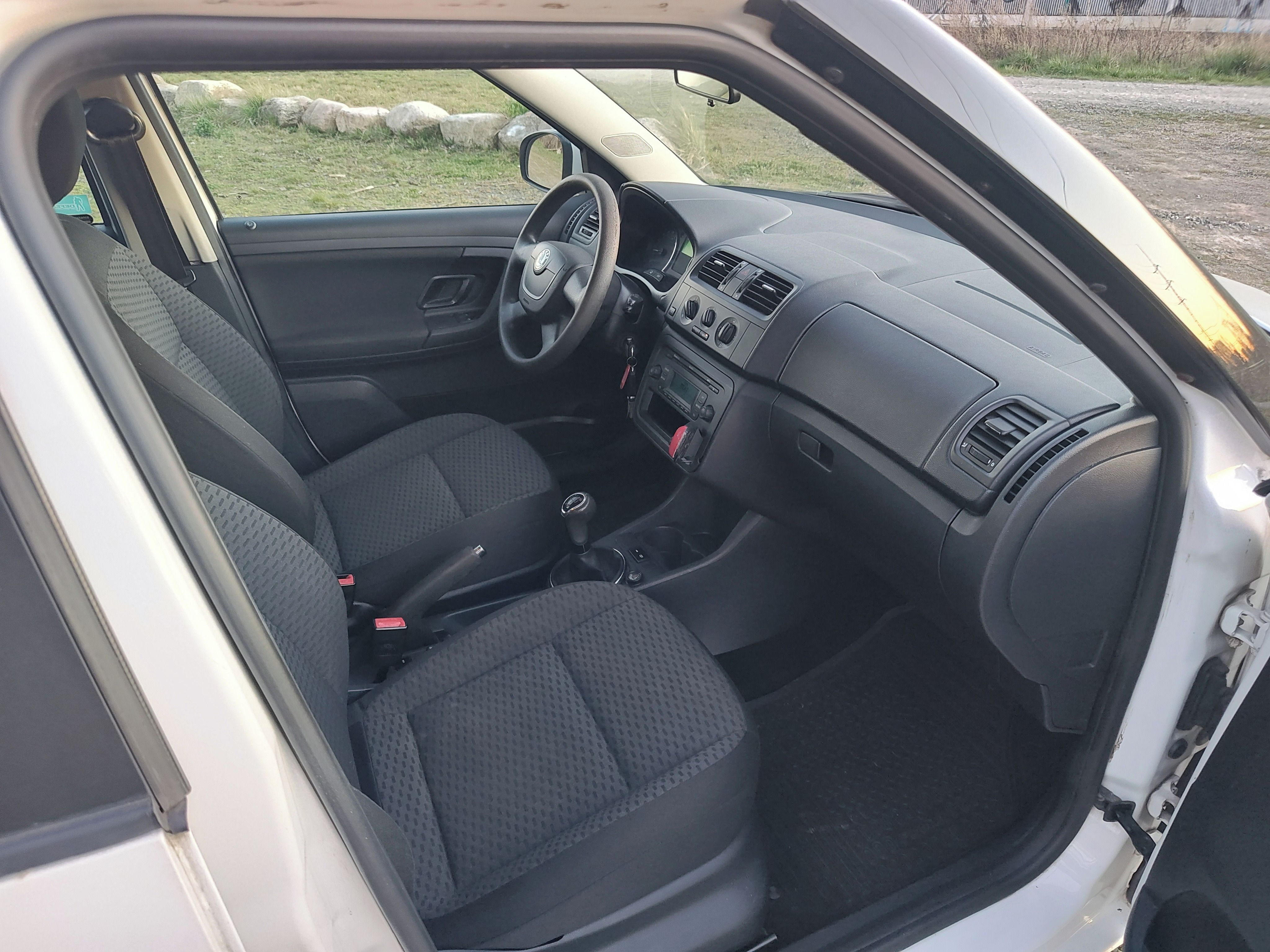 Škoda Fabia, 1,6 Tdi Tažné, ČR původ - fotka 6
