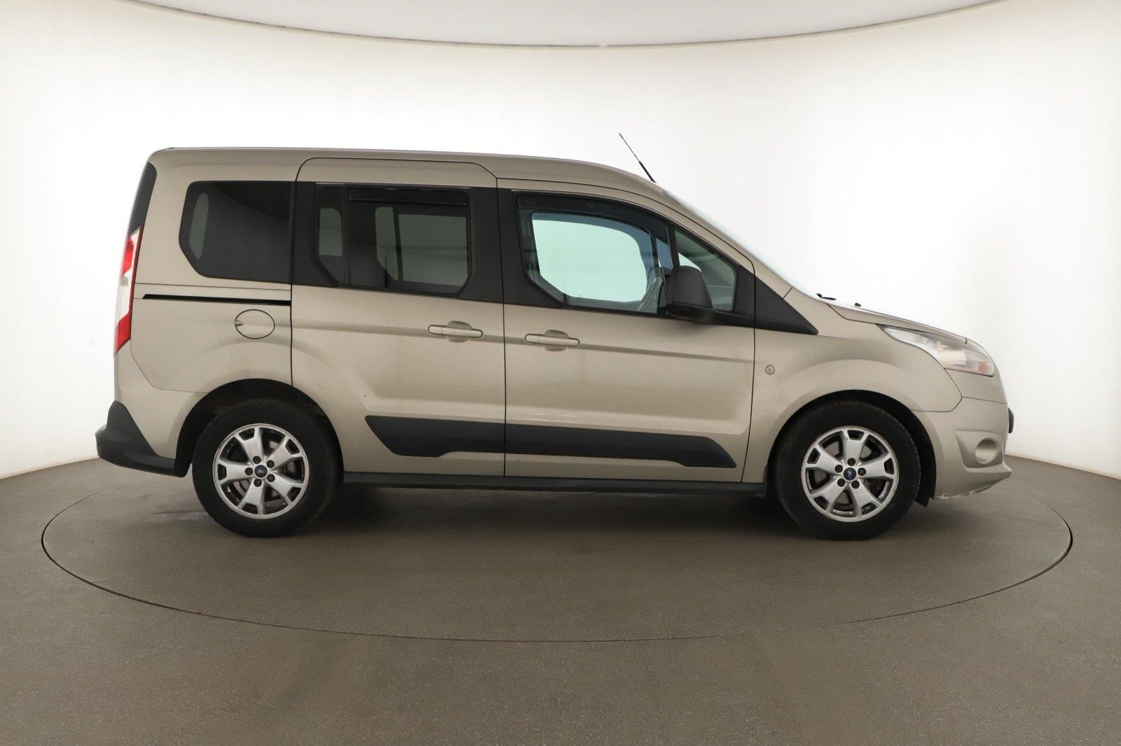 Ford Tourneo Connect, 1.6 TDCi, Trend, 5Míst, Klima - fotka 6