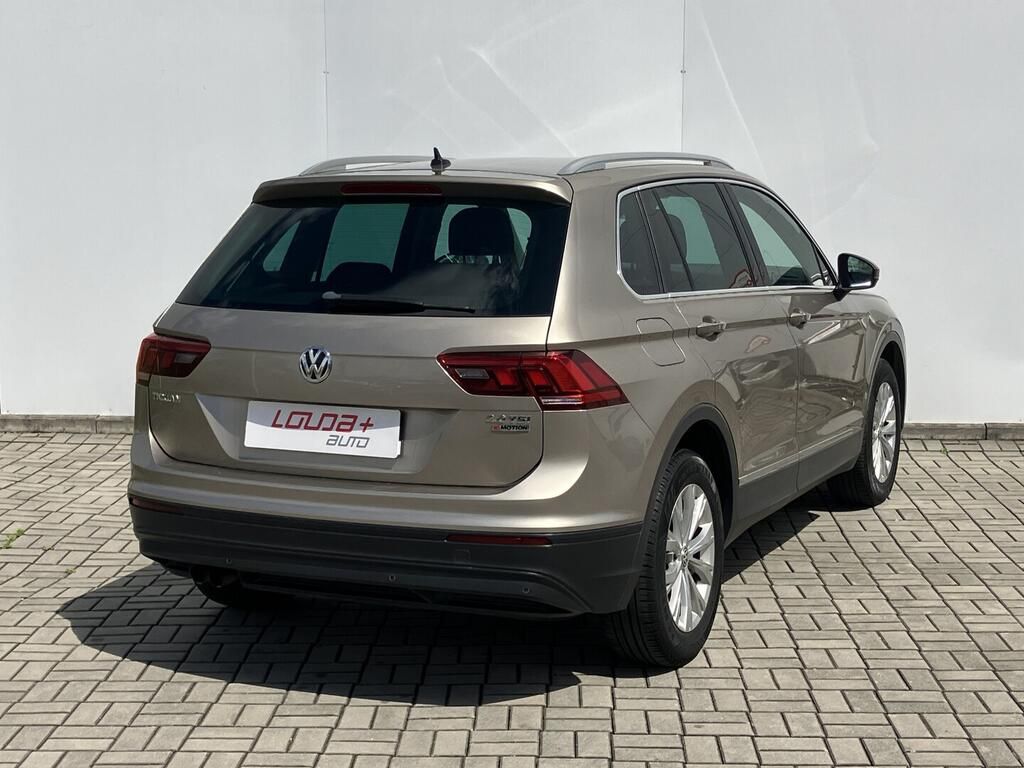 Volkswagen Tiguan, Comfortline 2.0 TSI 132 kW - fotka 2