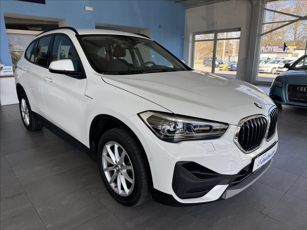 BMW X1, 1,5 SERVISKA,1.MAJ,sDrive,18