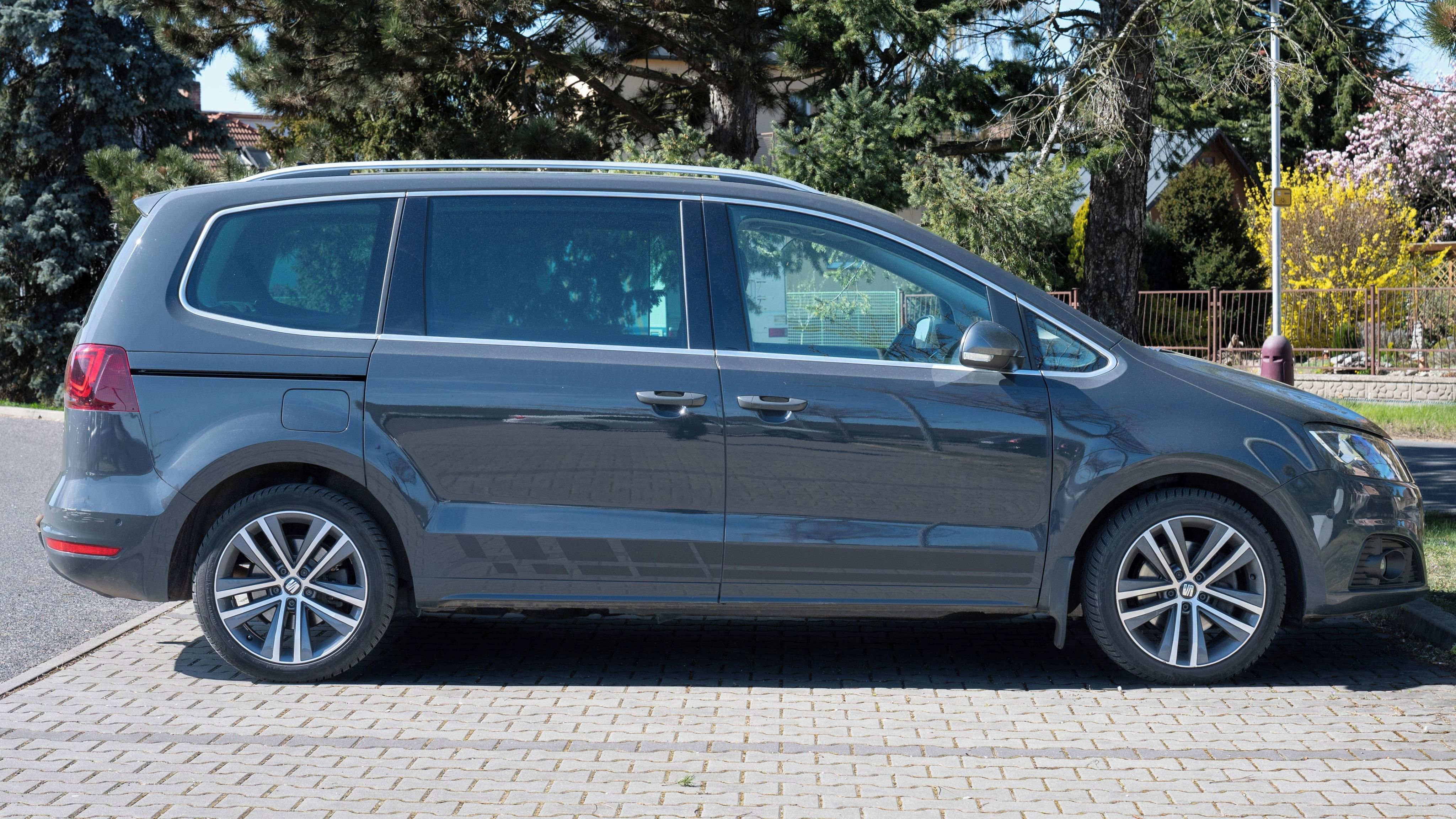 Seat Alhambra, FR,7míst,DSG,4X4,Webasto - fotka 4