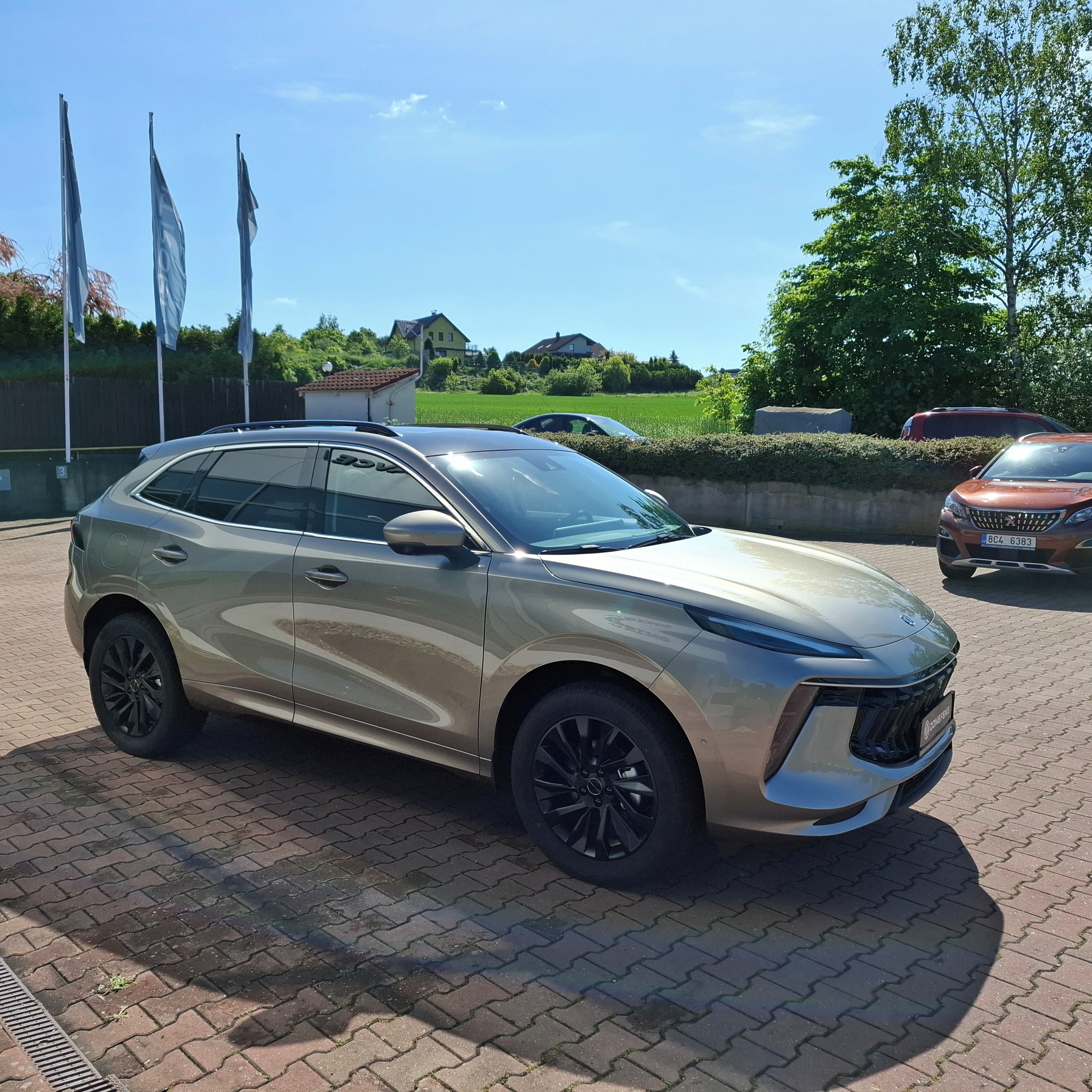 Dongfeng T5 EVO, DELUXE - fotka 5