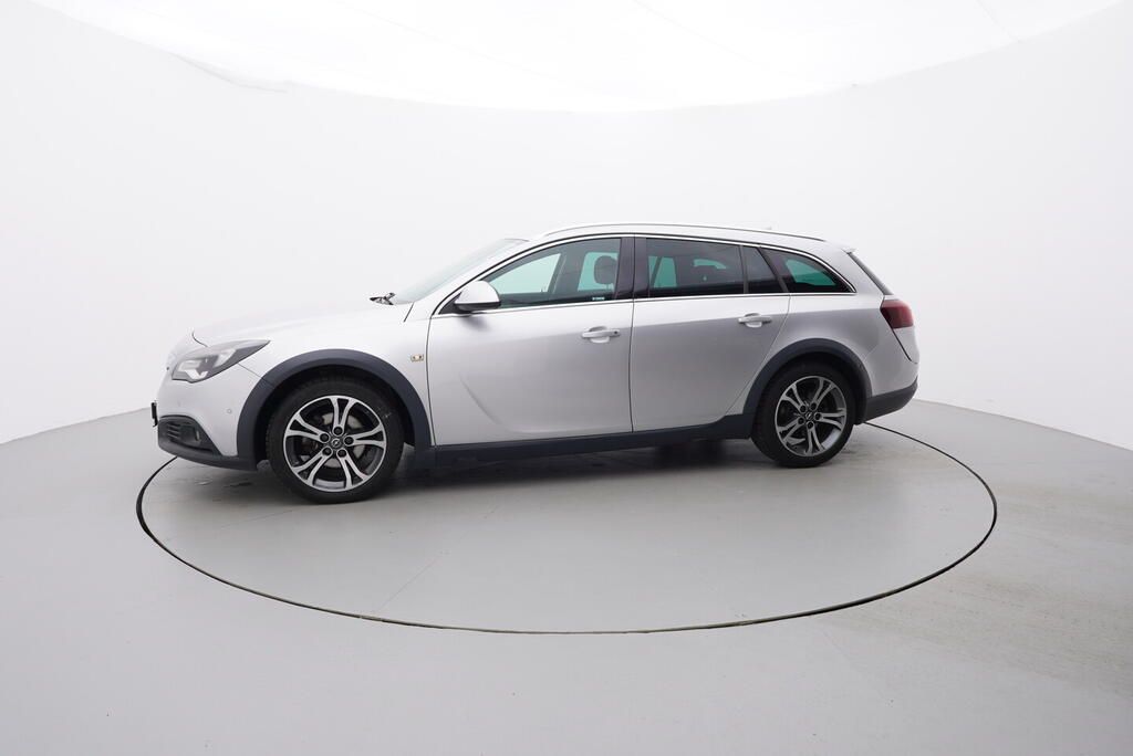 Opel Insignia, Country Tourer 1.6 100 kW - fotka 2