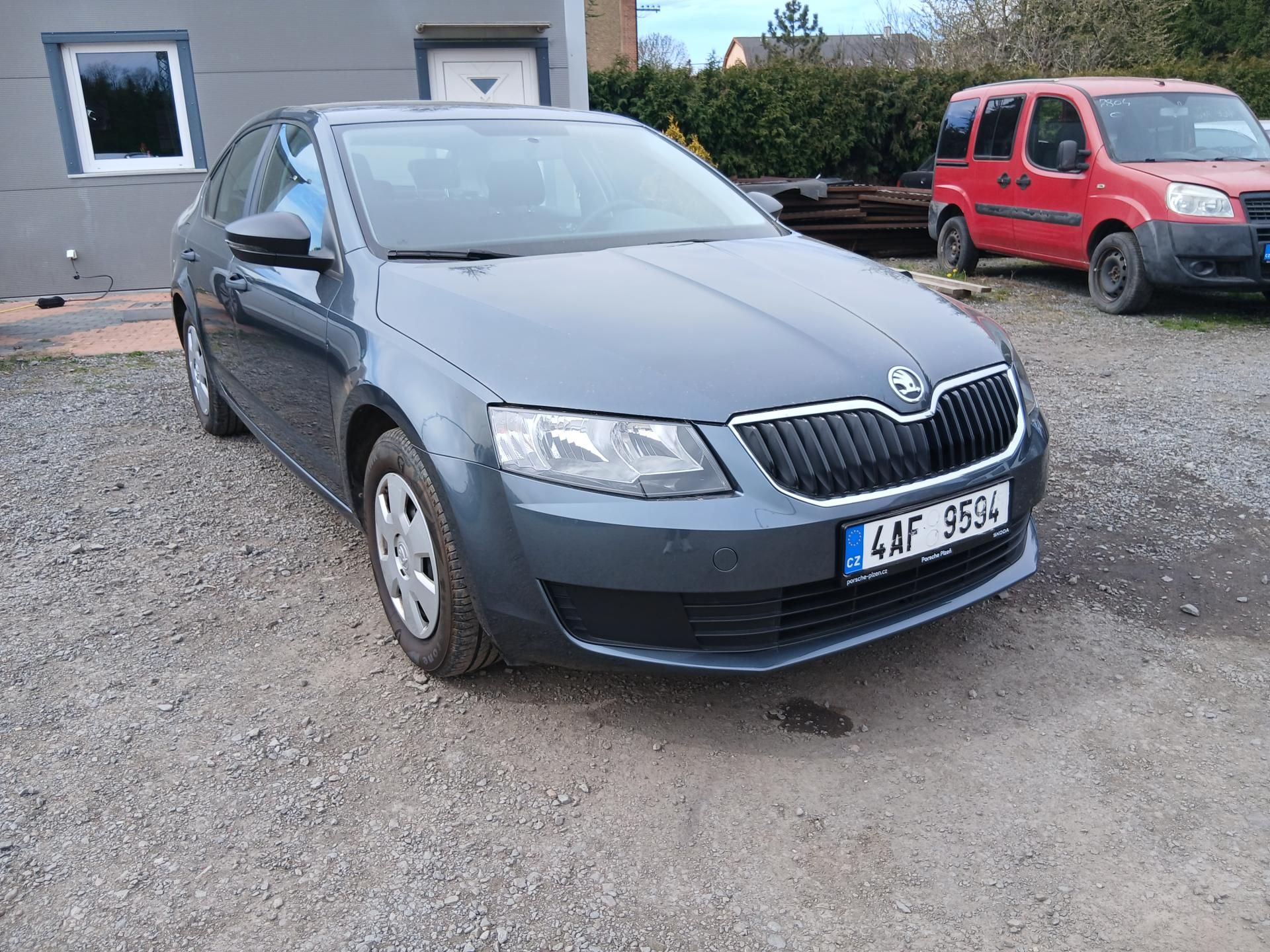 Škoda Octavia, 1.2 TSI, 99tis km najeto - fotka 5