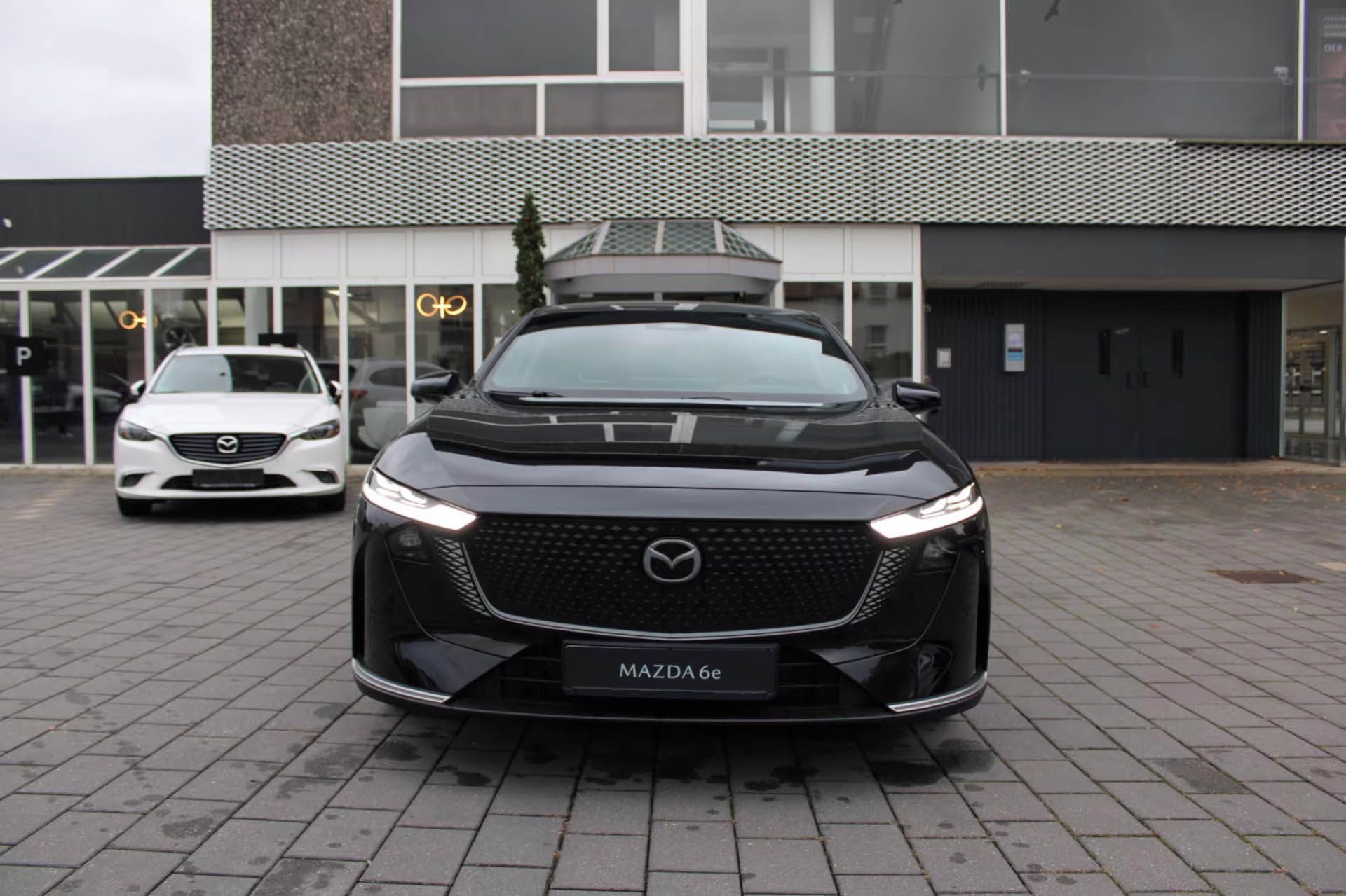 Mazda 6e, SR Takumi Pano HuD 360 ACC - fotka 2