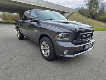 5,7 HEMI, SPORT, 4X4, DPH