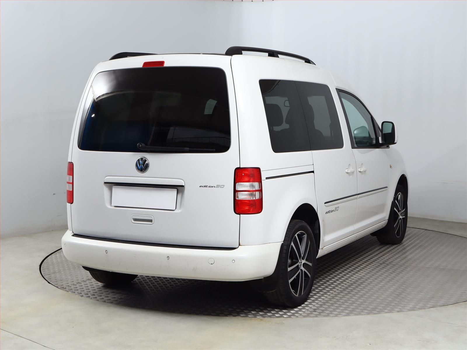 Volkswagen Caddy, 1.6 TDI, Edition 30, 5Míst - fotka 5