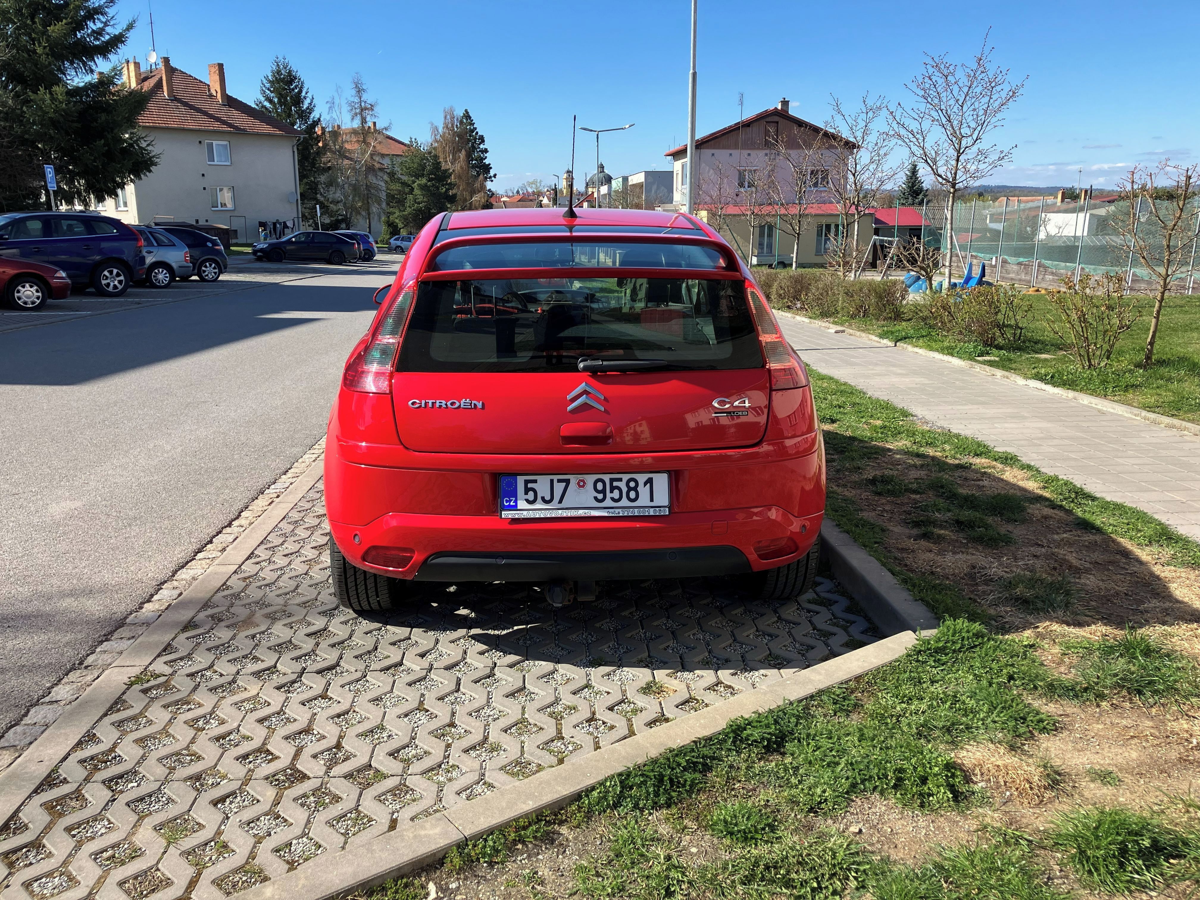 Citroën C4, 1.6i 16V by Loeb - fotka 2