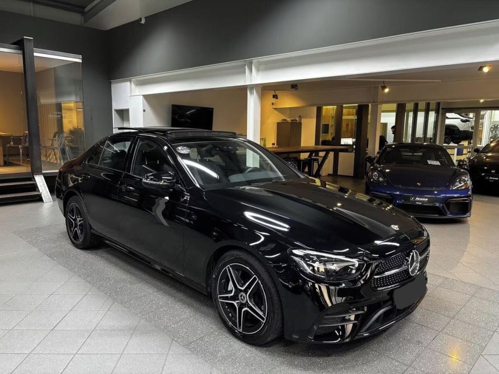 Mercedes-Benz Třídy E, 300 de AMG Line Night*MBUX* - fotka 3