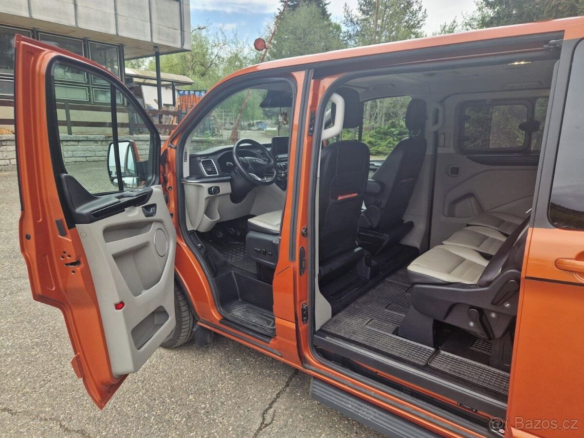 Ford Tourneo Custom, 2.0 TDCi – 8 míst, L2, DPH - fotka 4