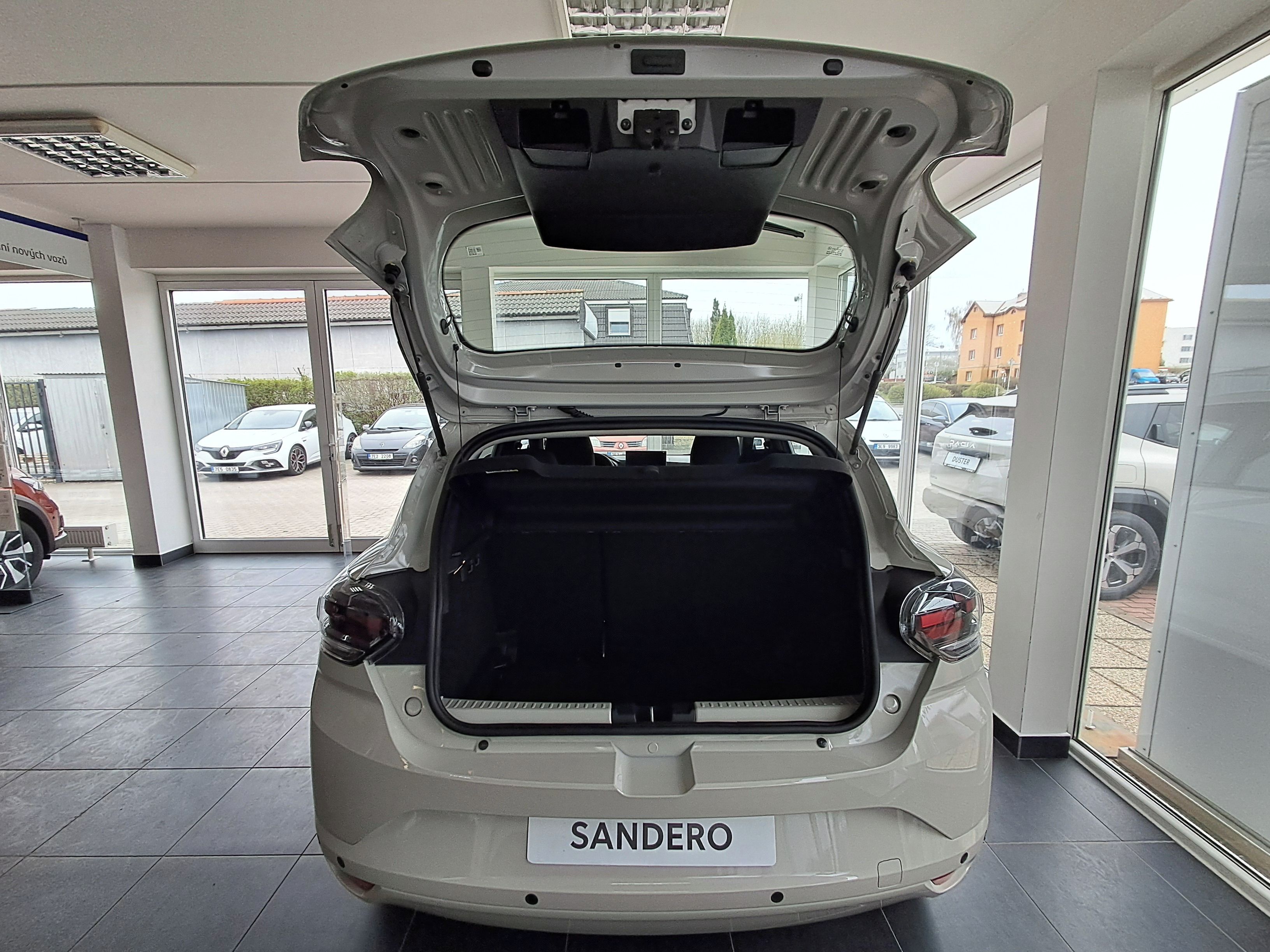 Dacia Sandero, 1.2_Eco-G 120 Journey - fotka 5