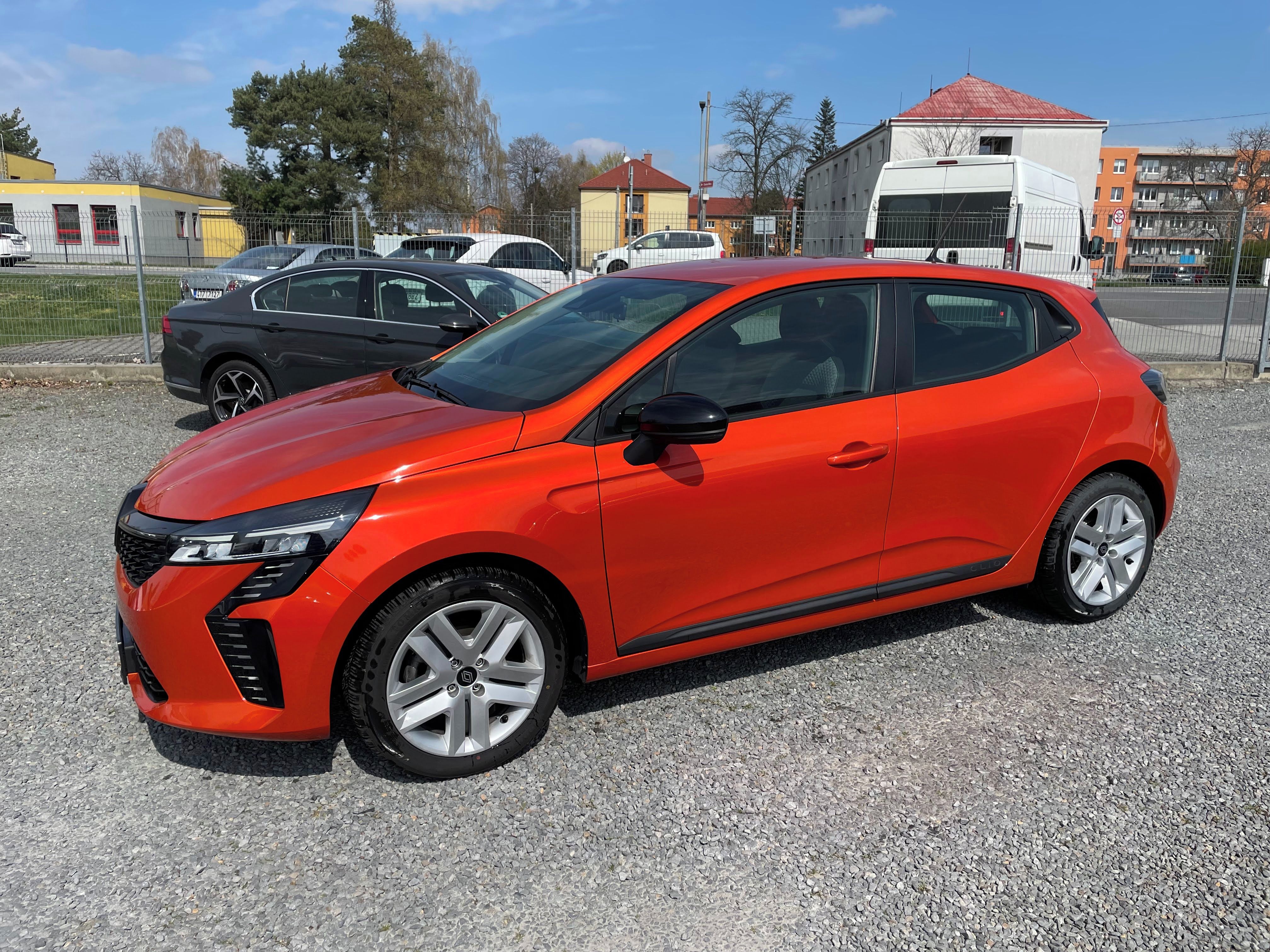 Renault Clio, 1.0 TCe,1.maj,ČR, - fotka 2